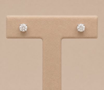 Diamond Stud Earrings  (0.30ct)