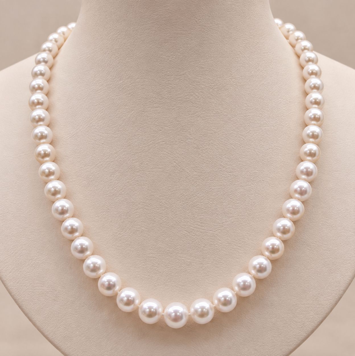 Freshwater Pearl Necklace (8-8.5mm)