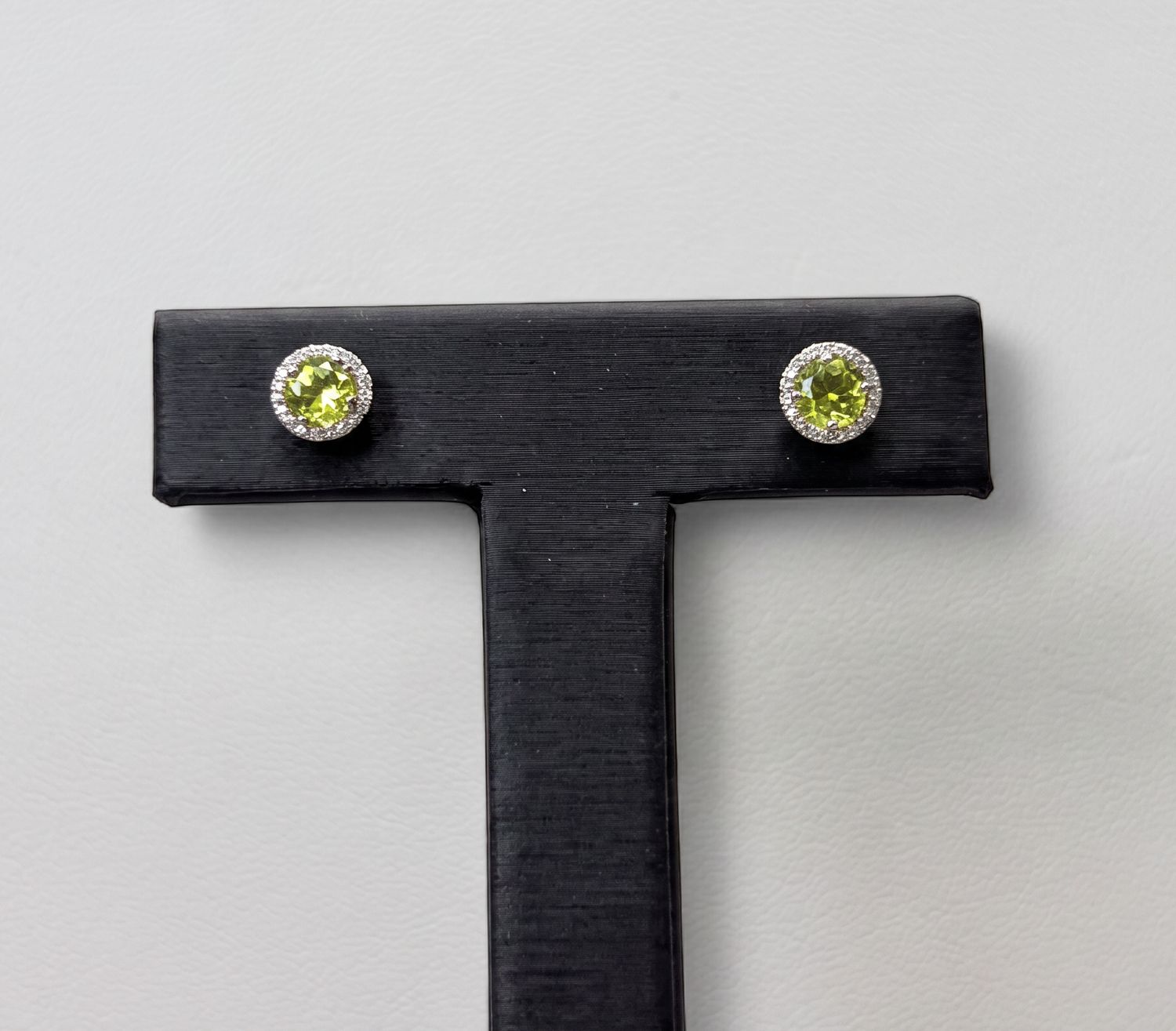 14KW Peridot &amp; Diamond Studs