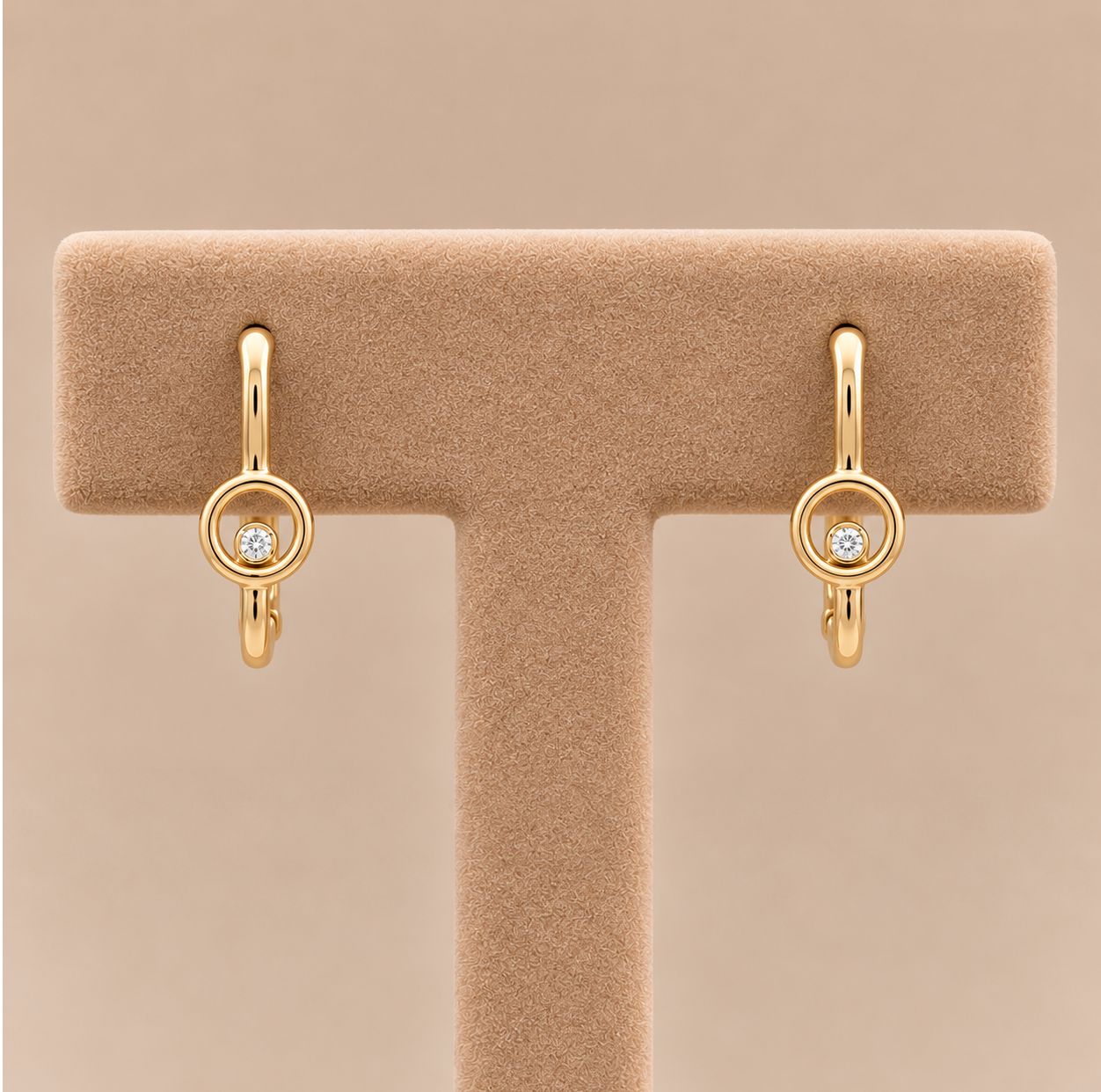 Gold Dangling Hoops (0.7g)