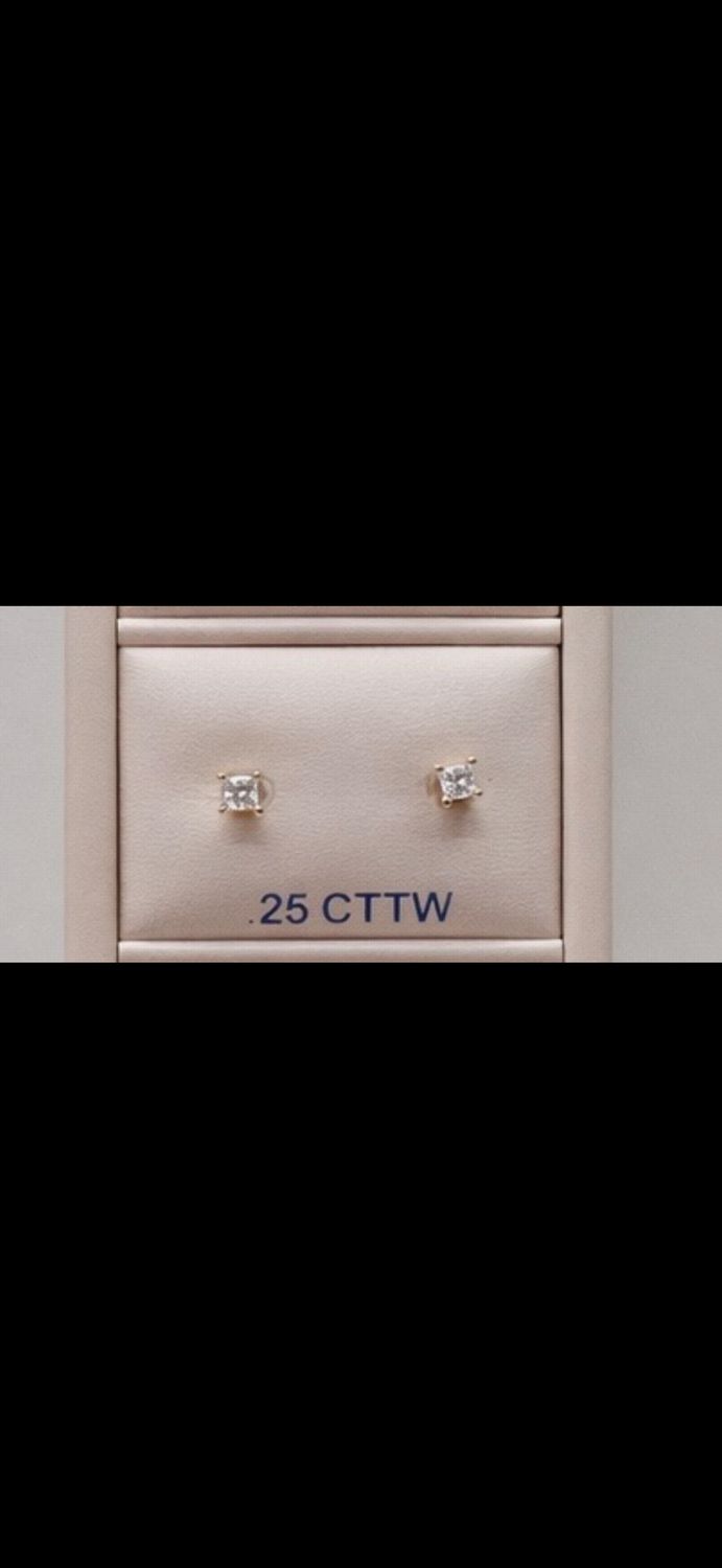 14KY Diamond (0.25ct) Princess Cut Earrings