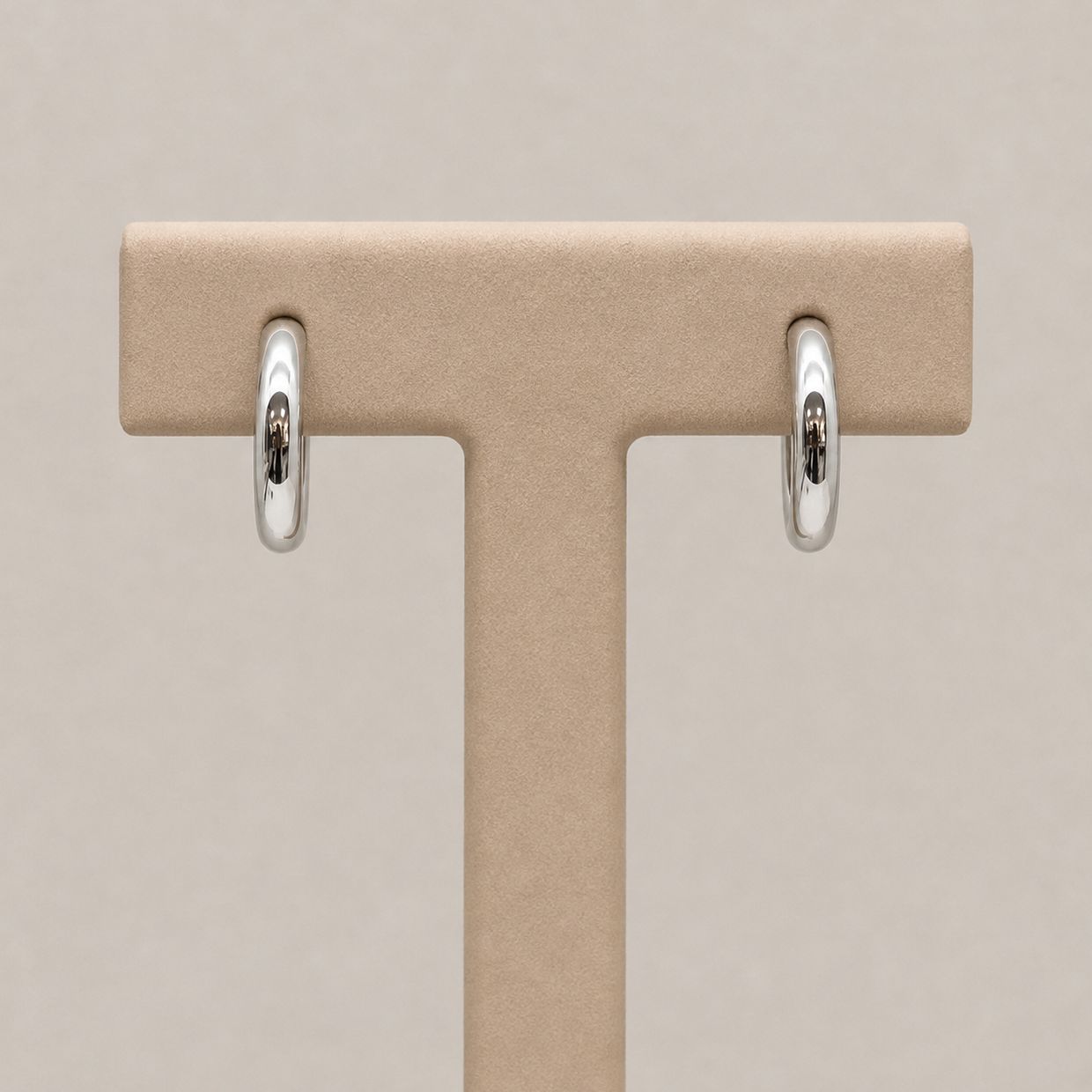 White Gold Hoop Earrings-Medium (1.8g)