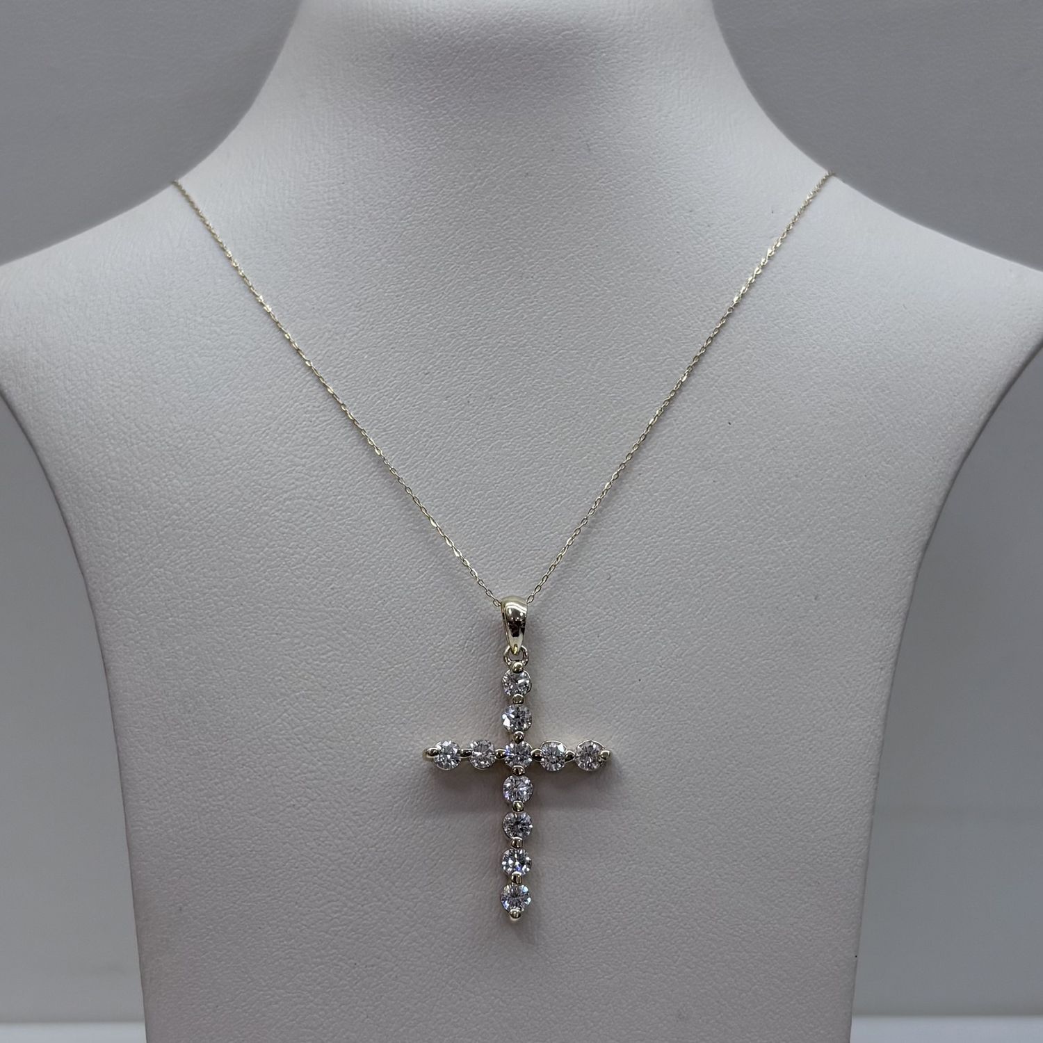 Timeless Yellow Gold Diamond Cross Pendant S Kashi
