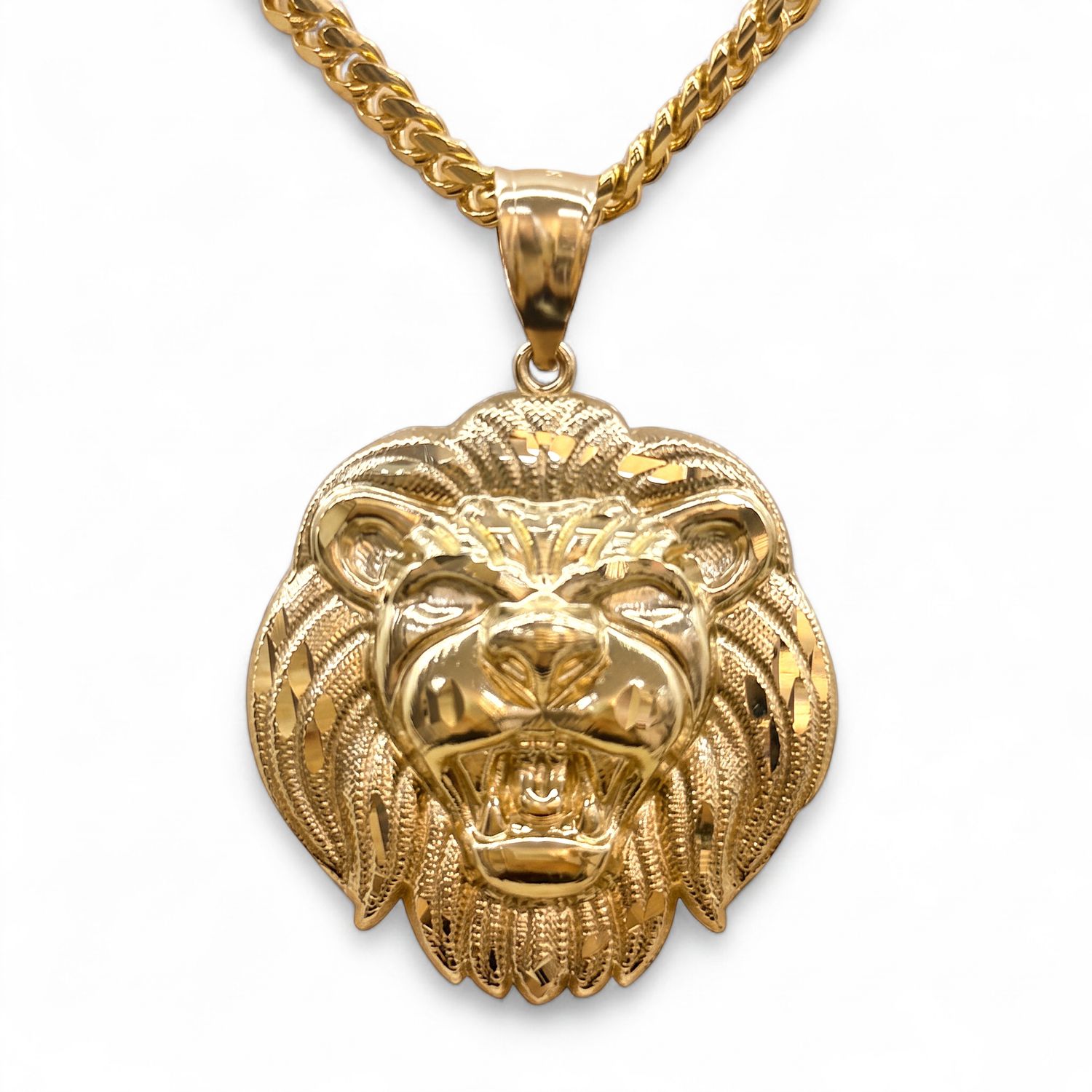 Yellow Gold Lion Head Pendant (6.4g)
