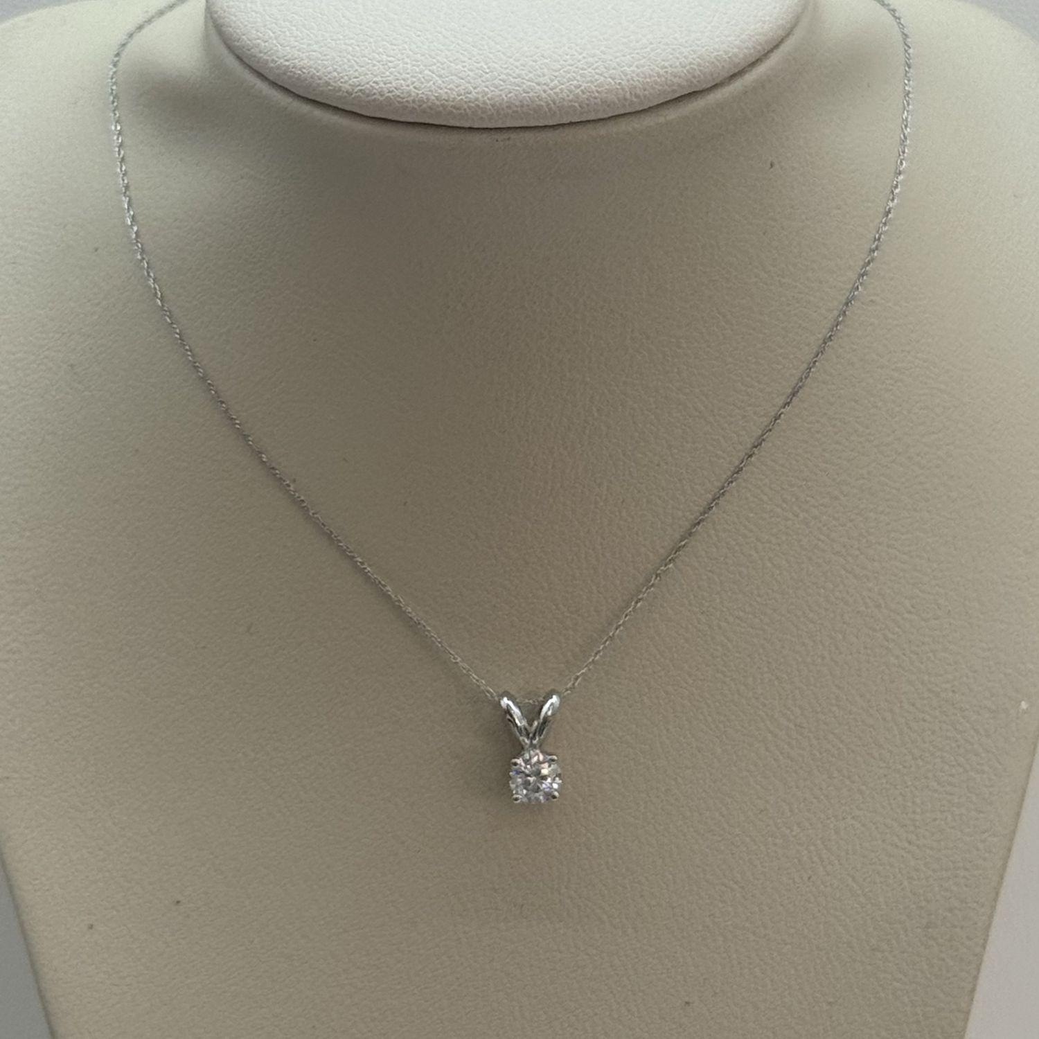 Diamond Solitaire Pendant.