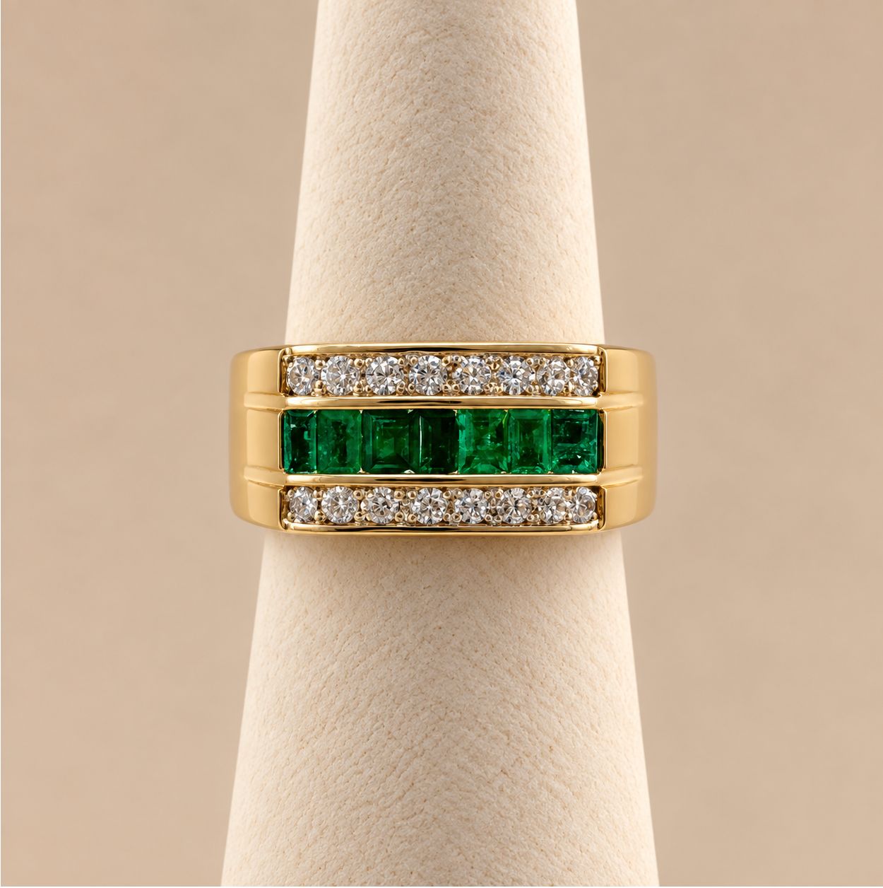 Men's Emerald Diamond Class Ring (1ct)