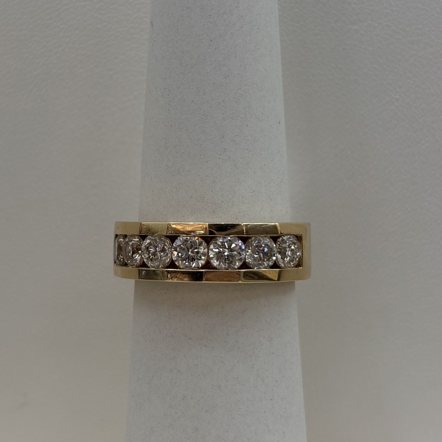 14KY Men's Channel Set Diamond Ring (2.1ct) (Size 11-Resizable)