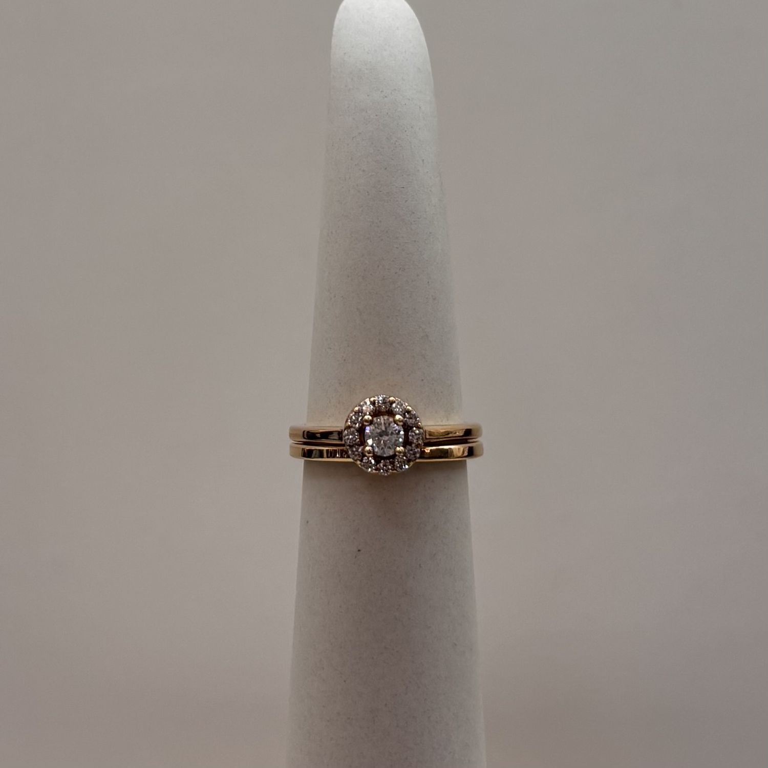 14KY Double-Band Round Halo Diamond  Ring