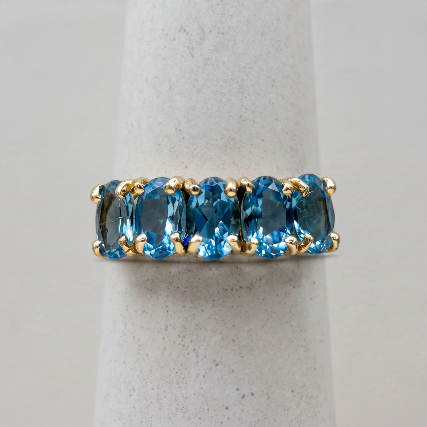 5-Stone Blue Topaz Ring (1.8g)