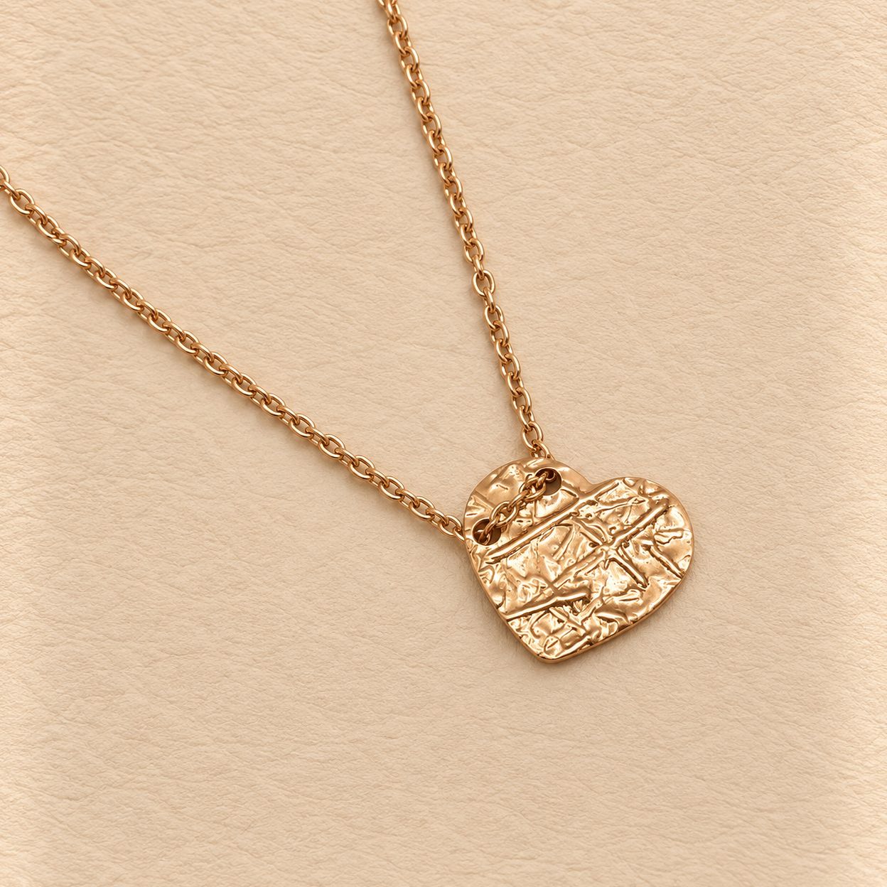 Rose Gold Heart Pendant with Chain (1.6g)