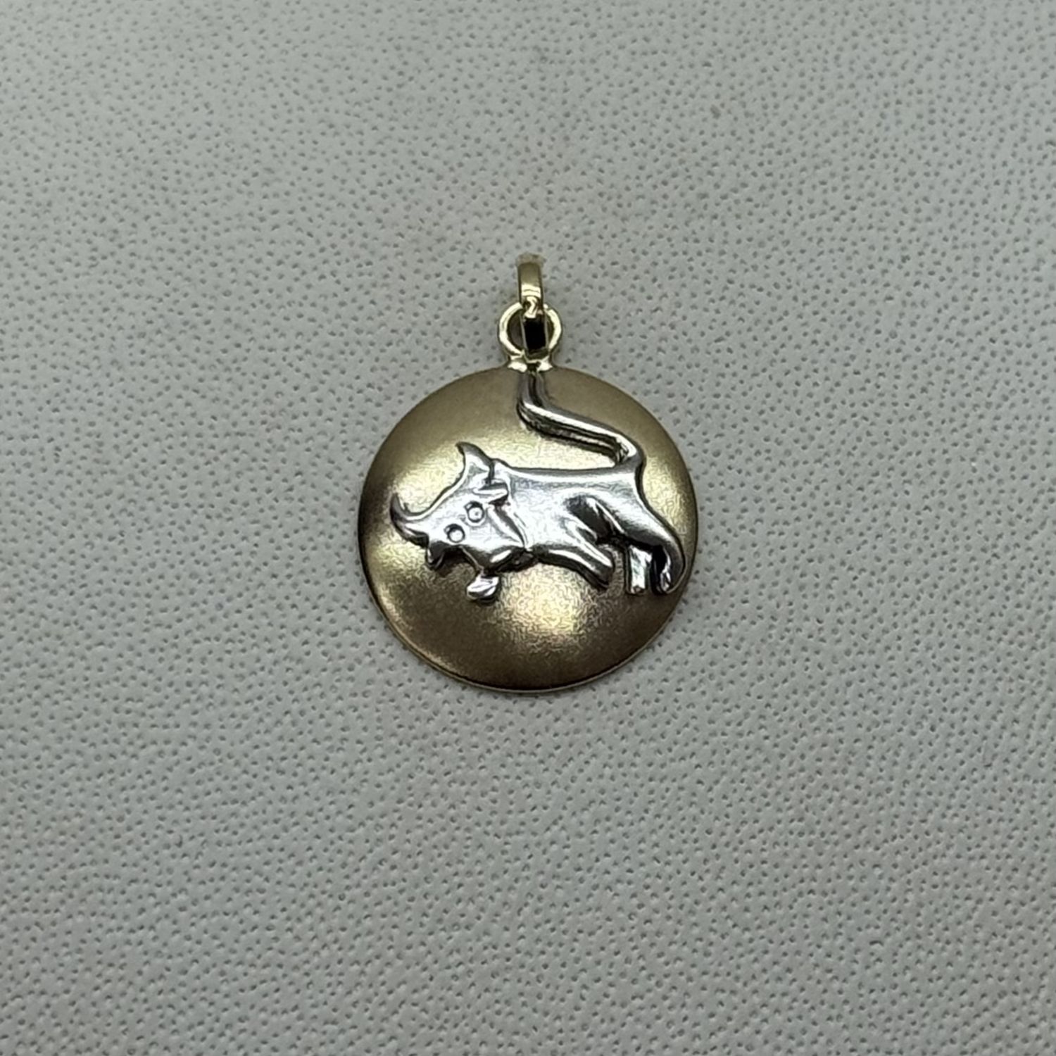 Zodiac Pendants, Material: Taurus