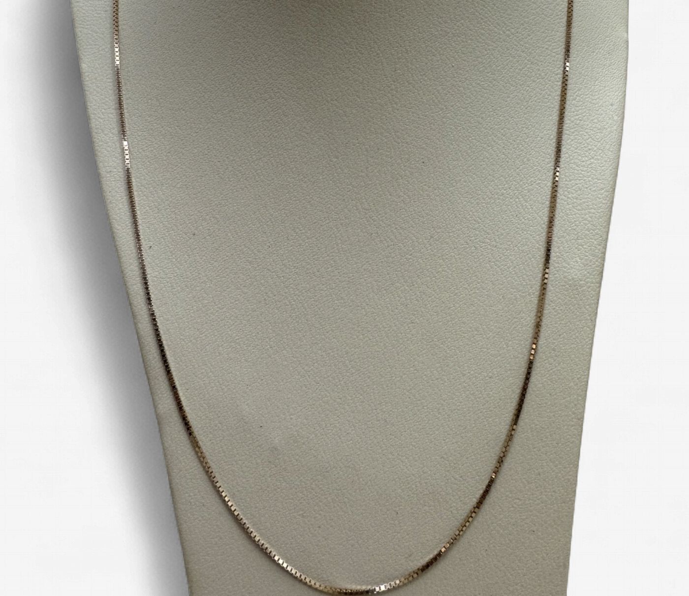 10k Rose Gold 0.6mm Box Chain (1.3g) (18in)