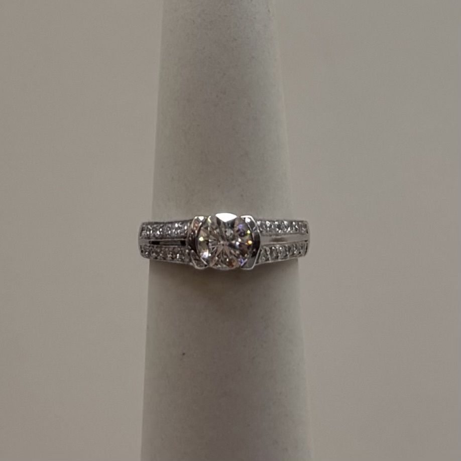 18KW Bezel Set Diamond Eng Ring