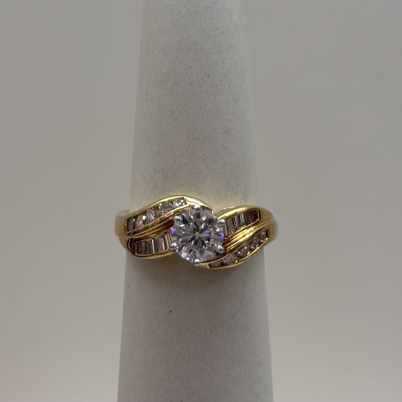 18KY "Elizabeth" Double Swirl Diamond Ring