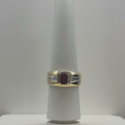Men's Ruby Class Ring