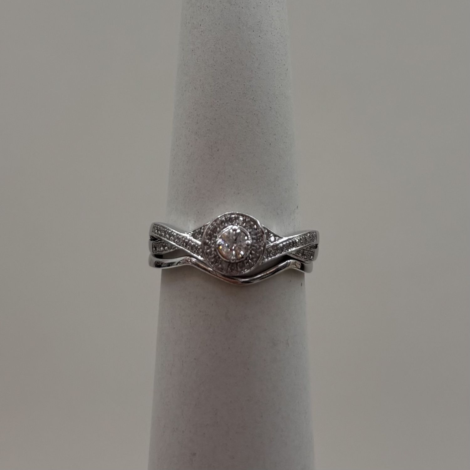 10KW Halo Round Diamond Bridal Set