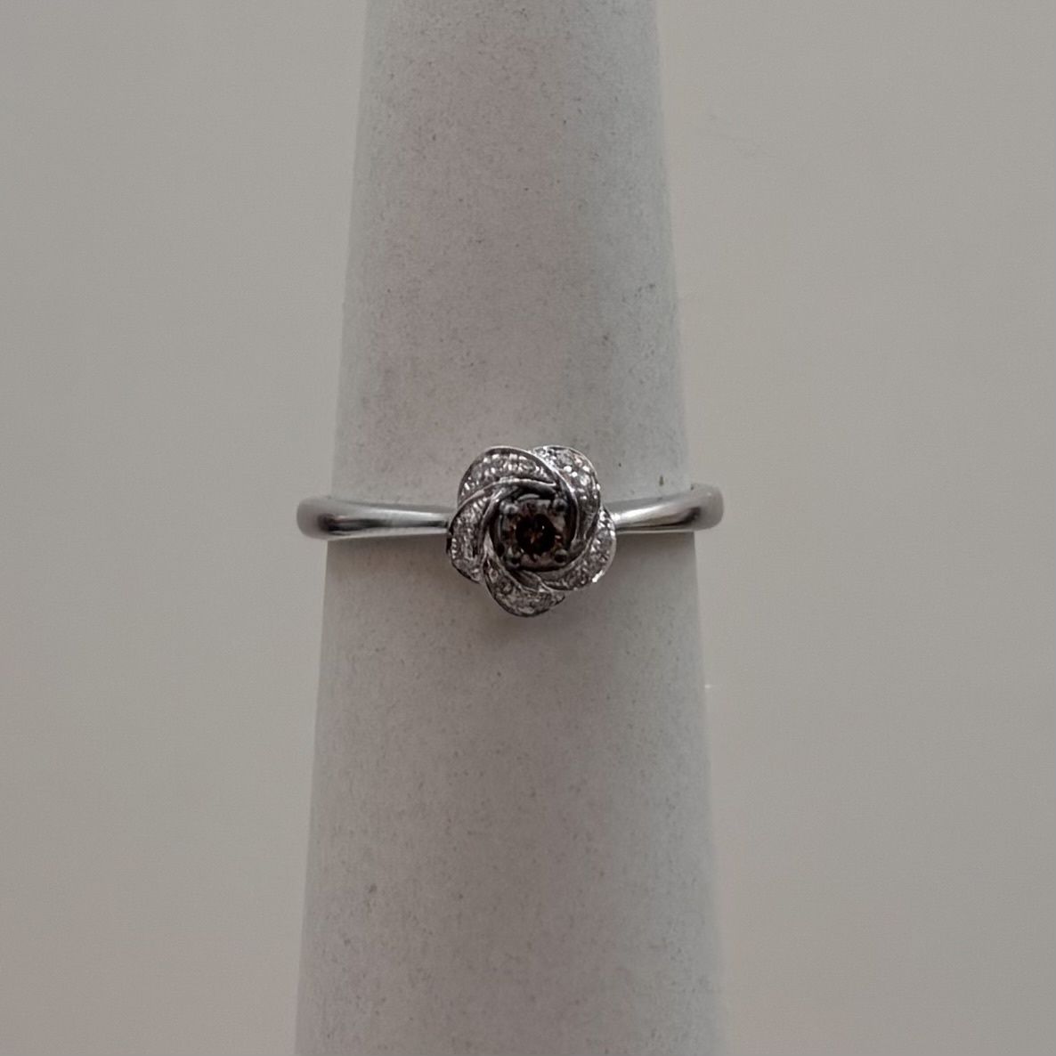 10KW  Flower Smoky Quartz &amp; Diamond Ring
