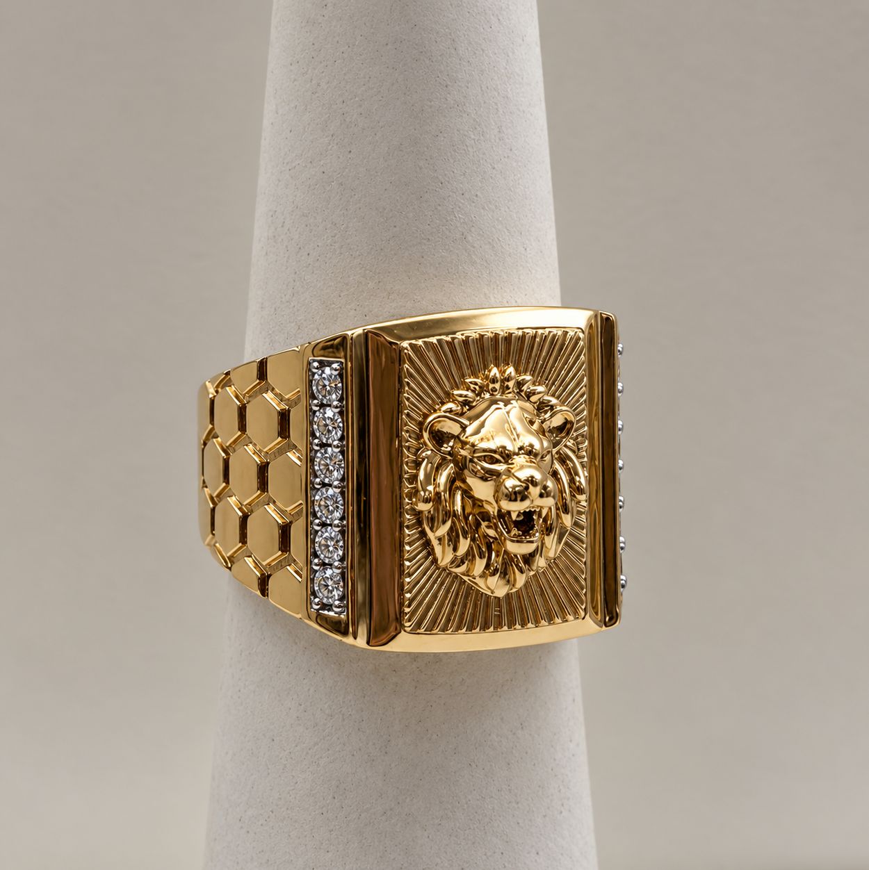 Men's Gold 12-Stone Roaring Lion Ring (8.8g)