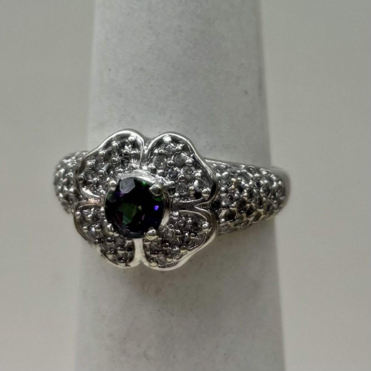14KW Mystic Topaz &amp; Diamond Flower Ring (5.3g)