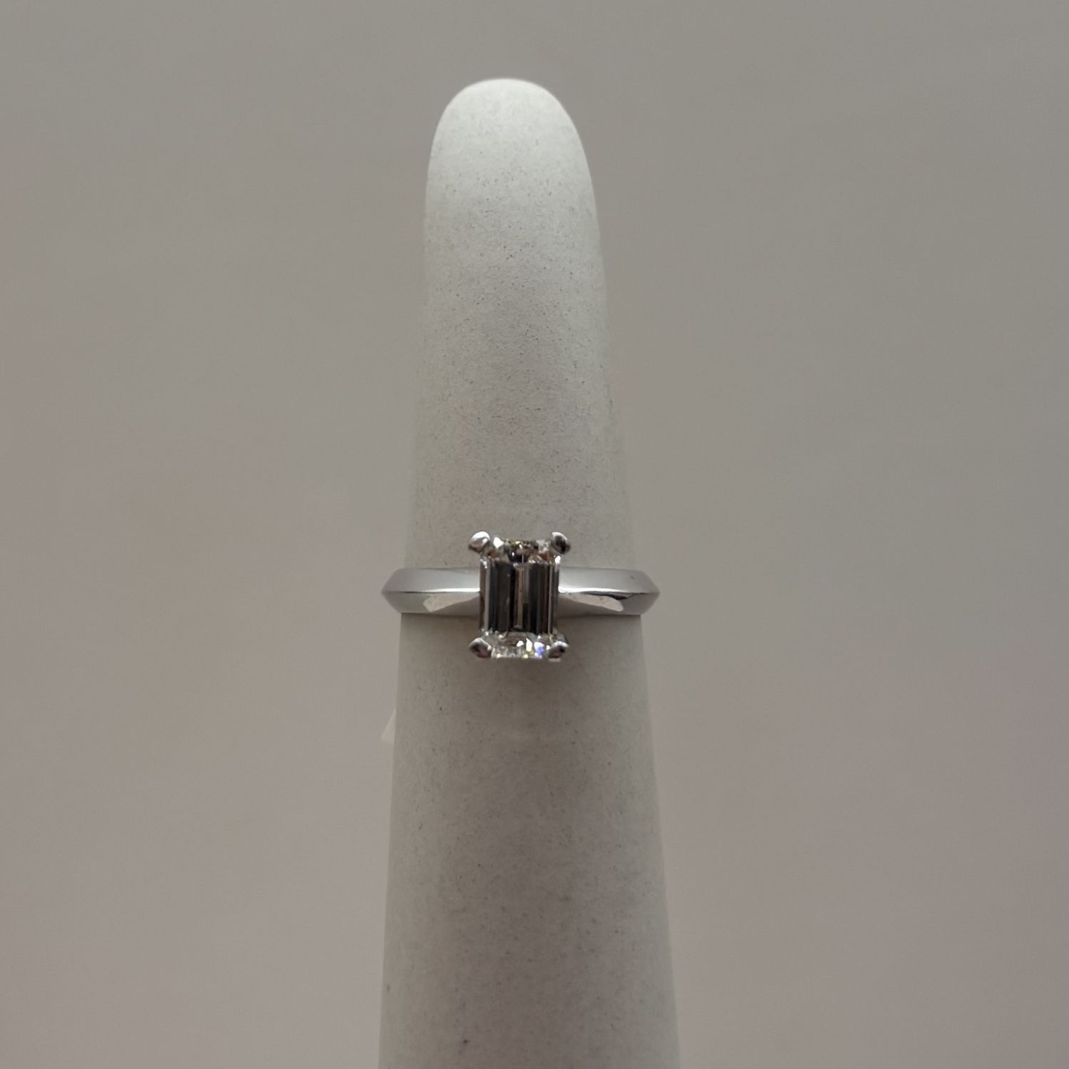 14KW Emerald Cut Solitaire Eng Ring