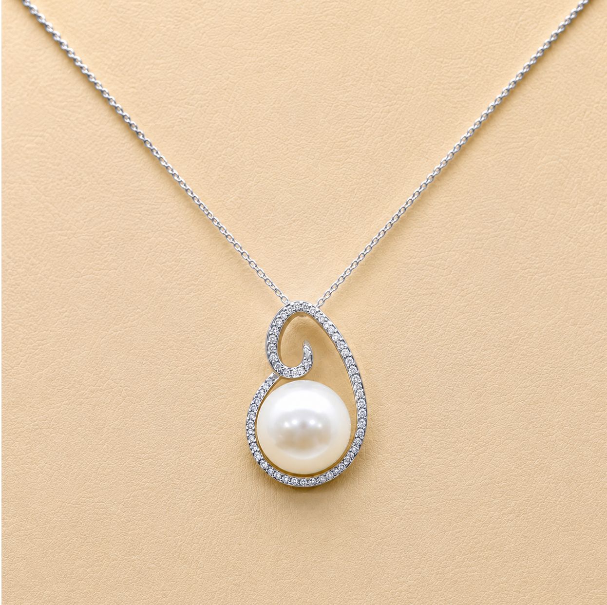 South Sea Pearl &amp; Diamond Pendant