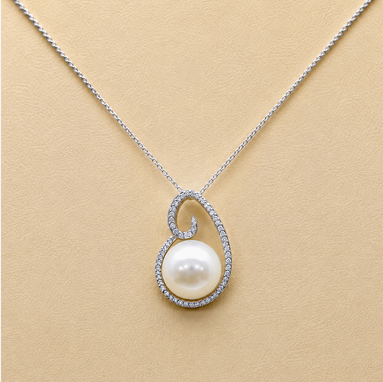 South Sea Pearl Diamond Pendant