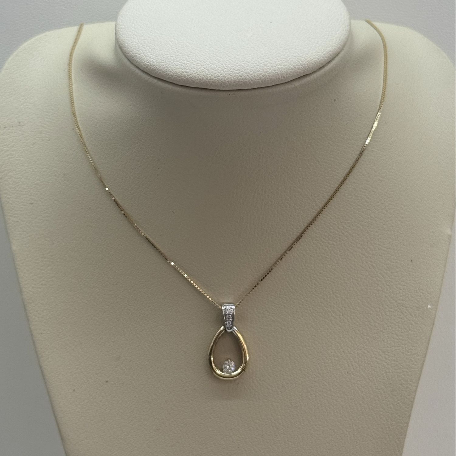 2 Tone Dia Drop Pendant