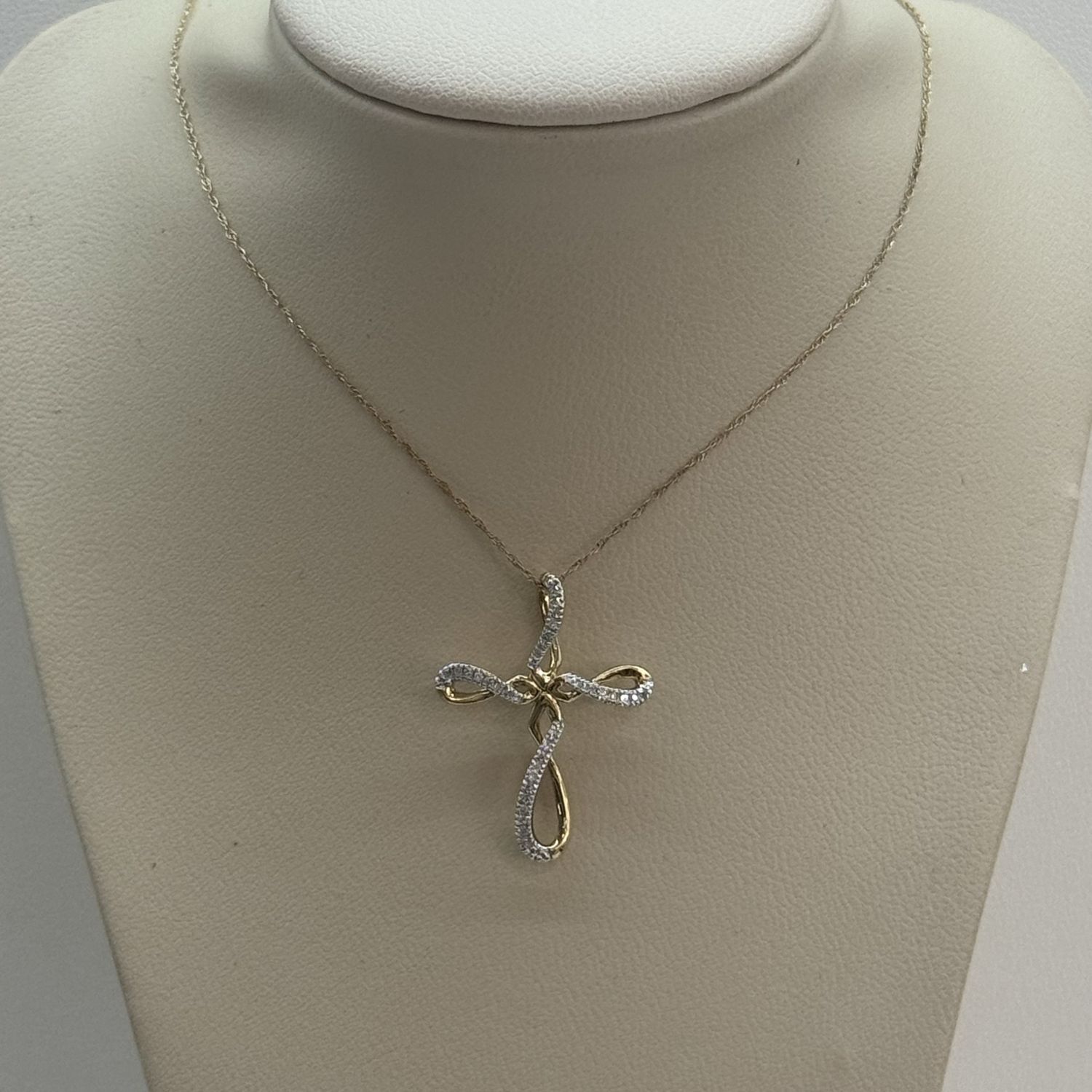Diamond Swirl Cross Pendant w/Chain