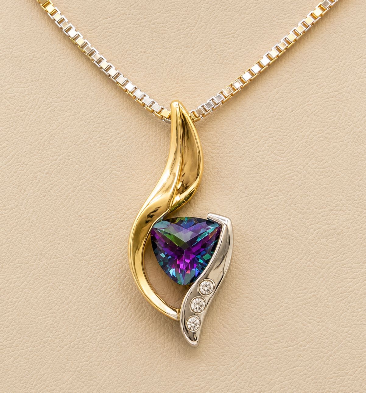 Alexandrite Gold Diamond Pendant with Chain