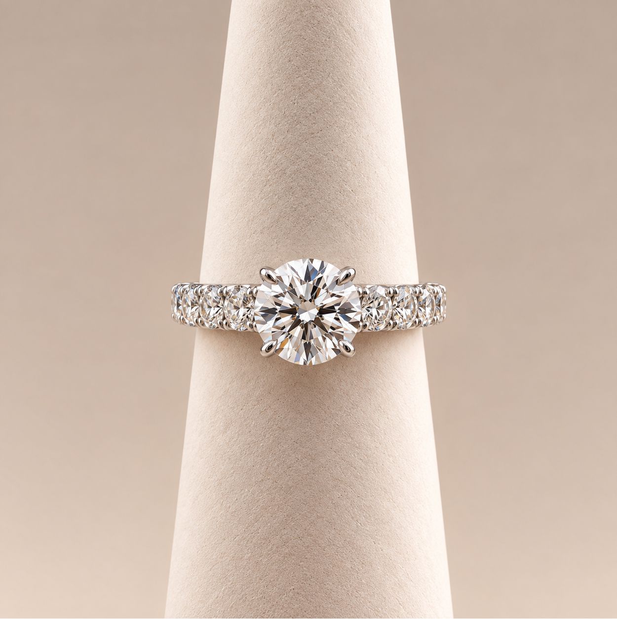 "Ophelia" Round Brilliant Diamond Ring
