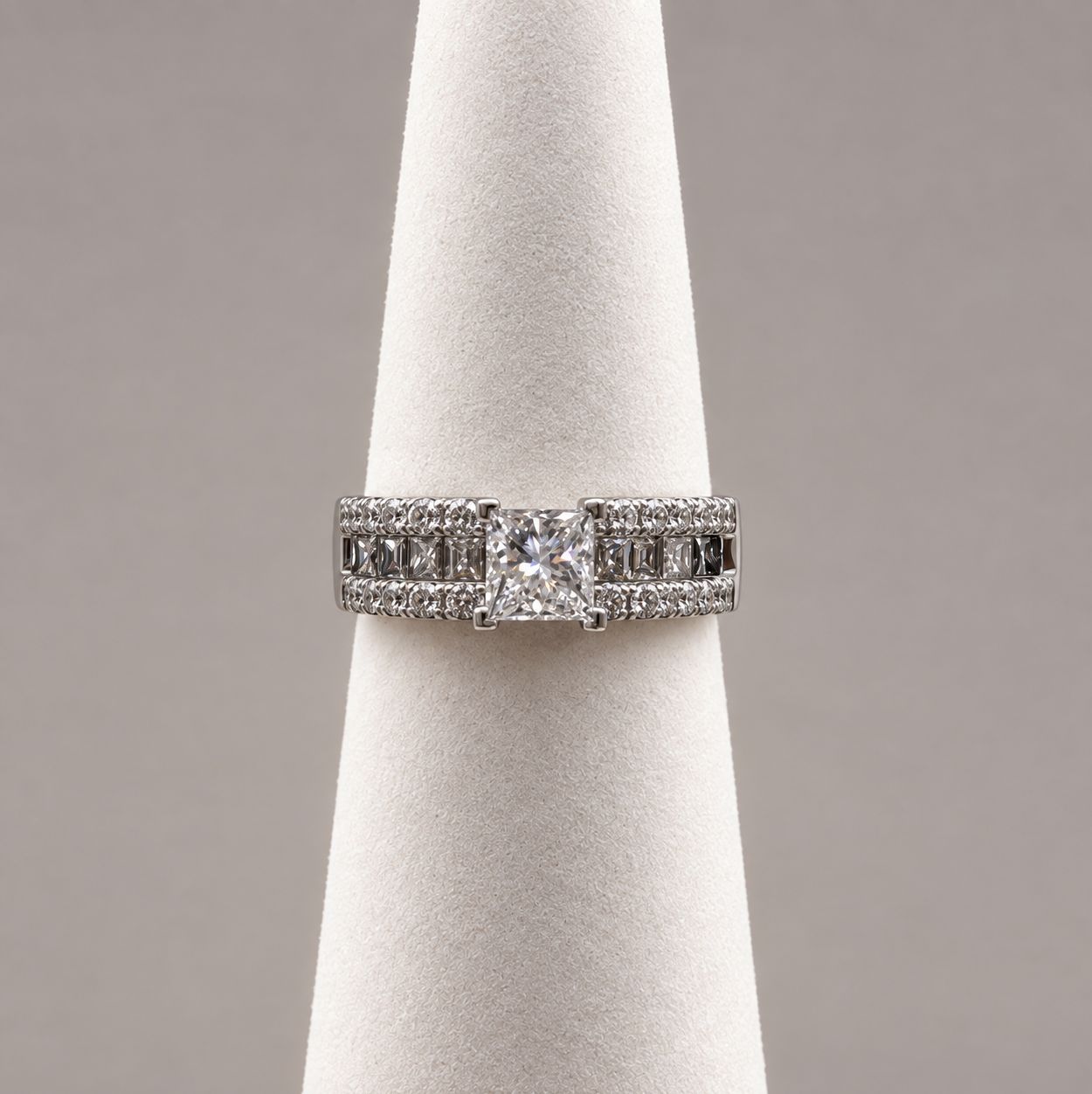 Princess Cut Diamond Ring w/ Princess Side Stones (1ct)