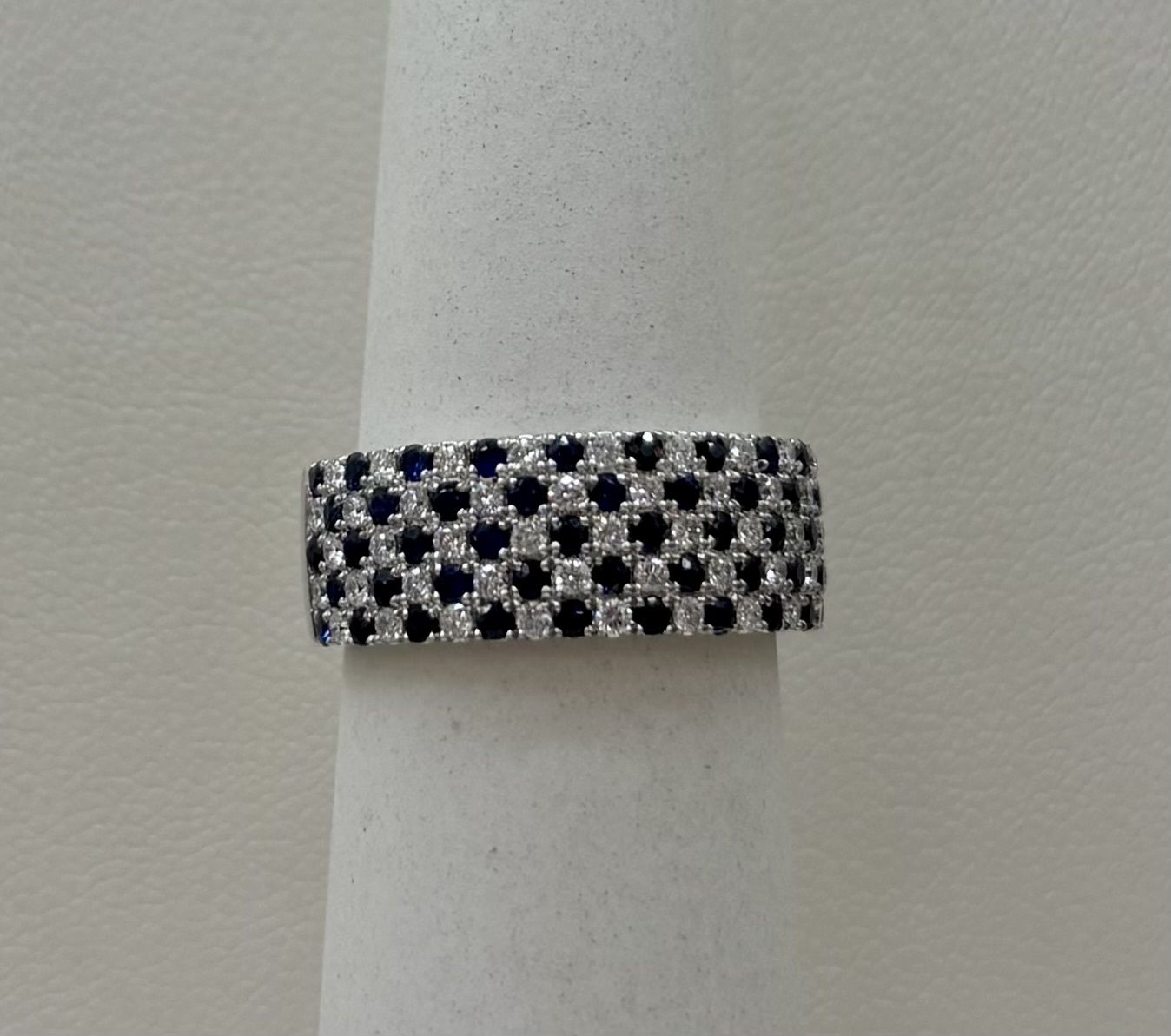 14KW Sapphire Diamond Checkered Band (4.6g)