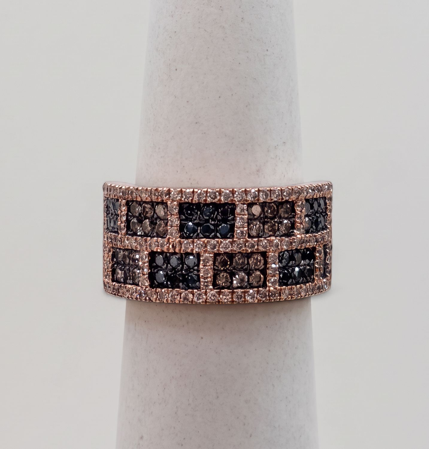 Blue &amp; Chocolate Diamond (1.25tdw) Ring, Metal: CHECKERED