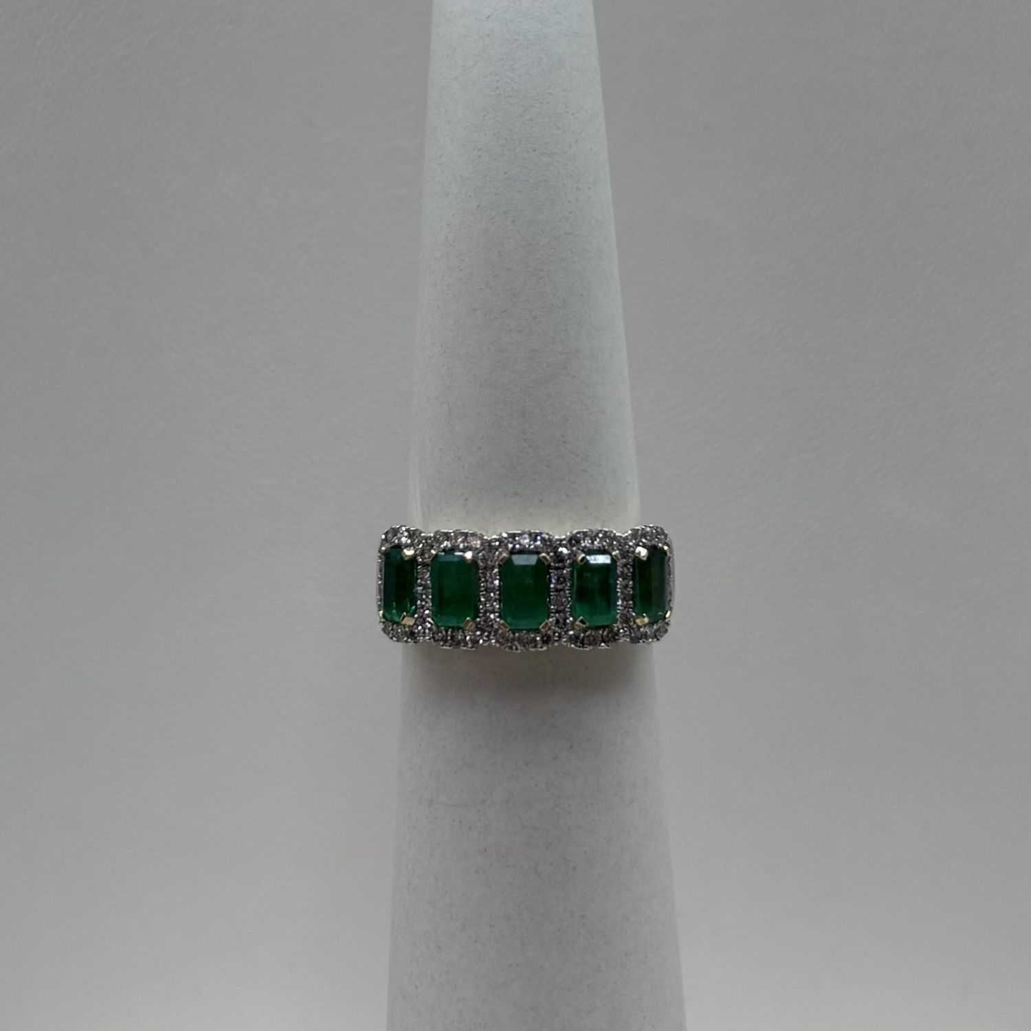 14KTY Emerald &amp; Baguette Diamond Ring Heera Moti