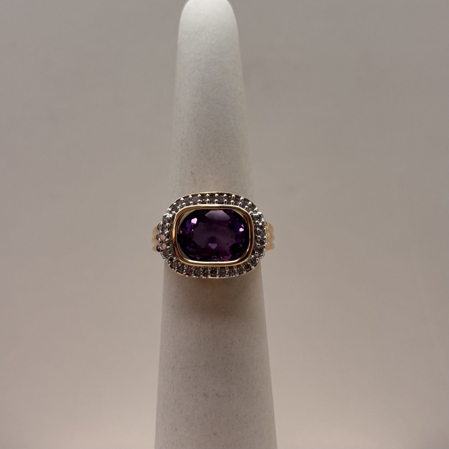 14KY Oval Amethyst Diamond Cocktail Ring