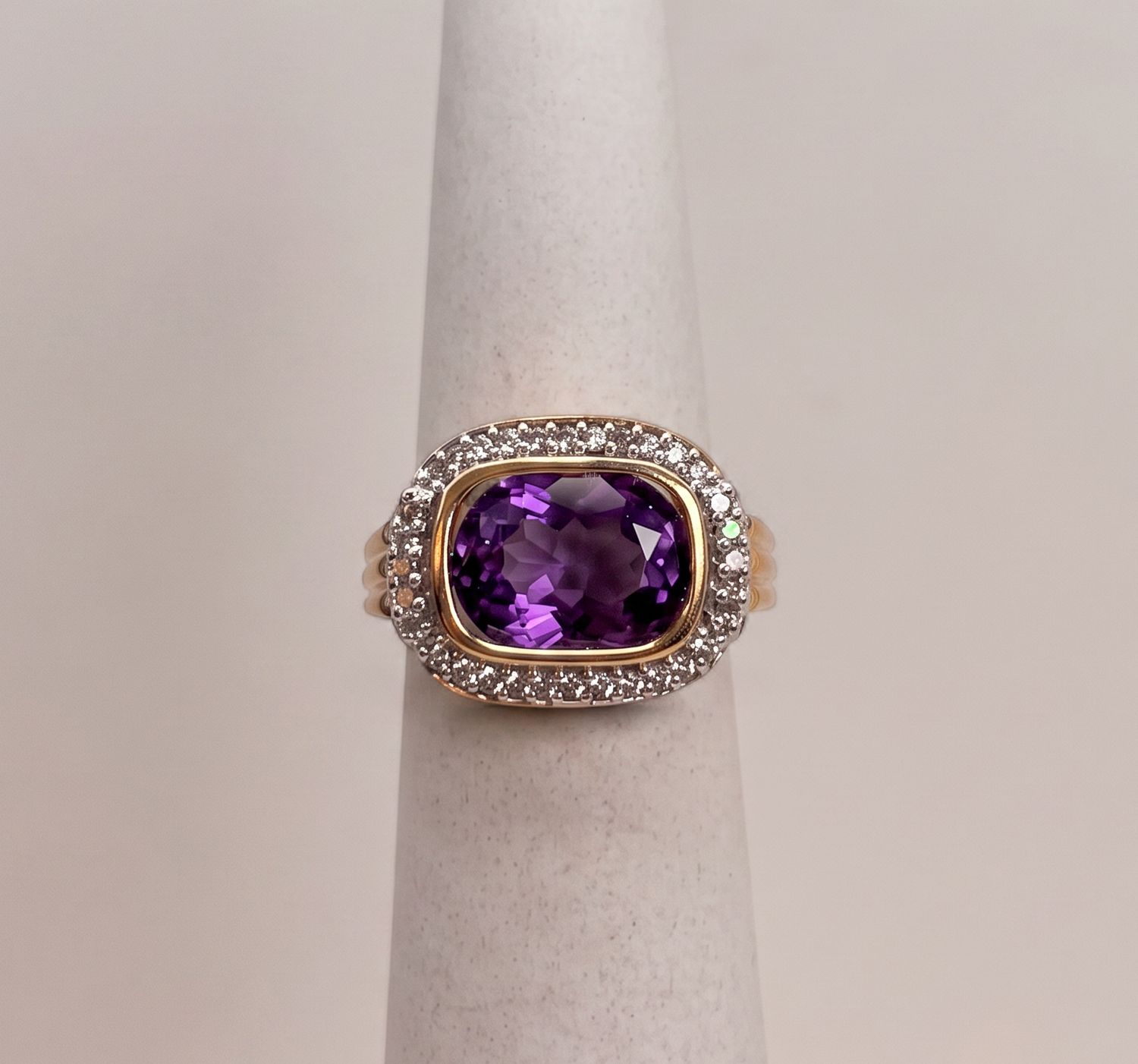 14KY Oval Amethyst Diamond Cocktail Ring