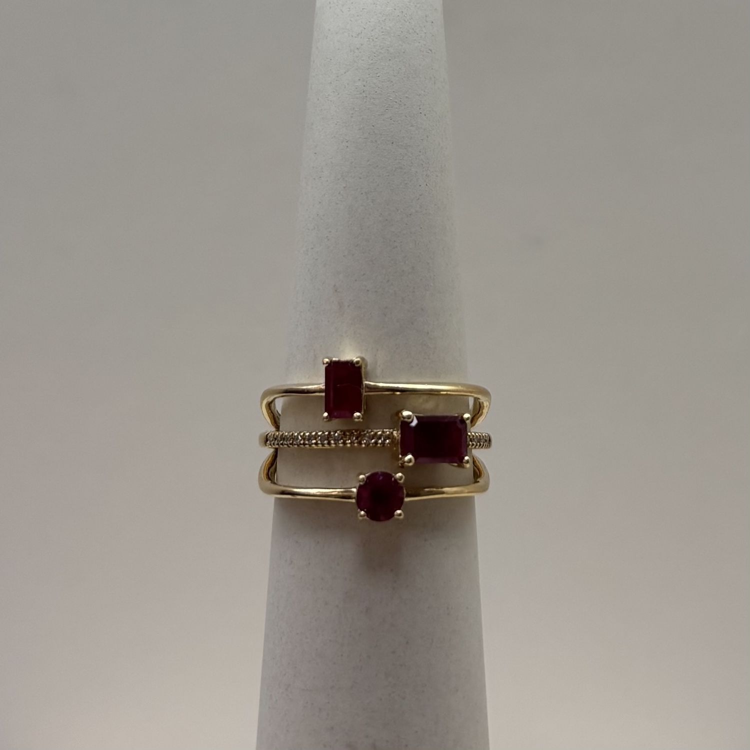 10KY 3-Stone Ruby/Diamond Stacked Ring
