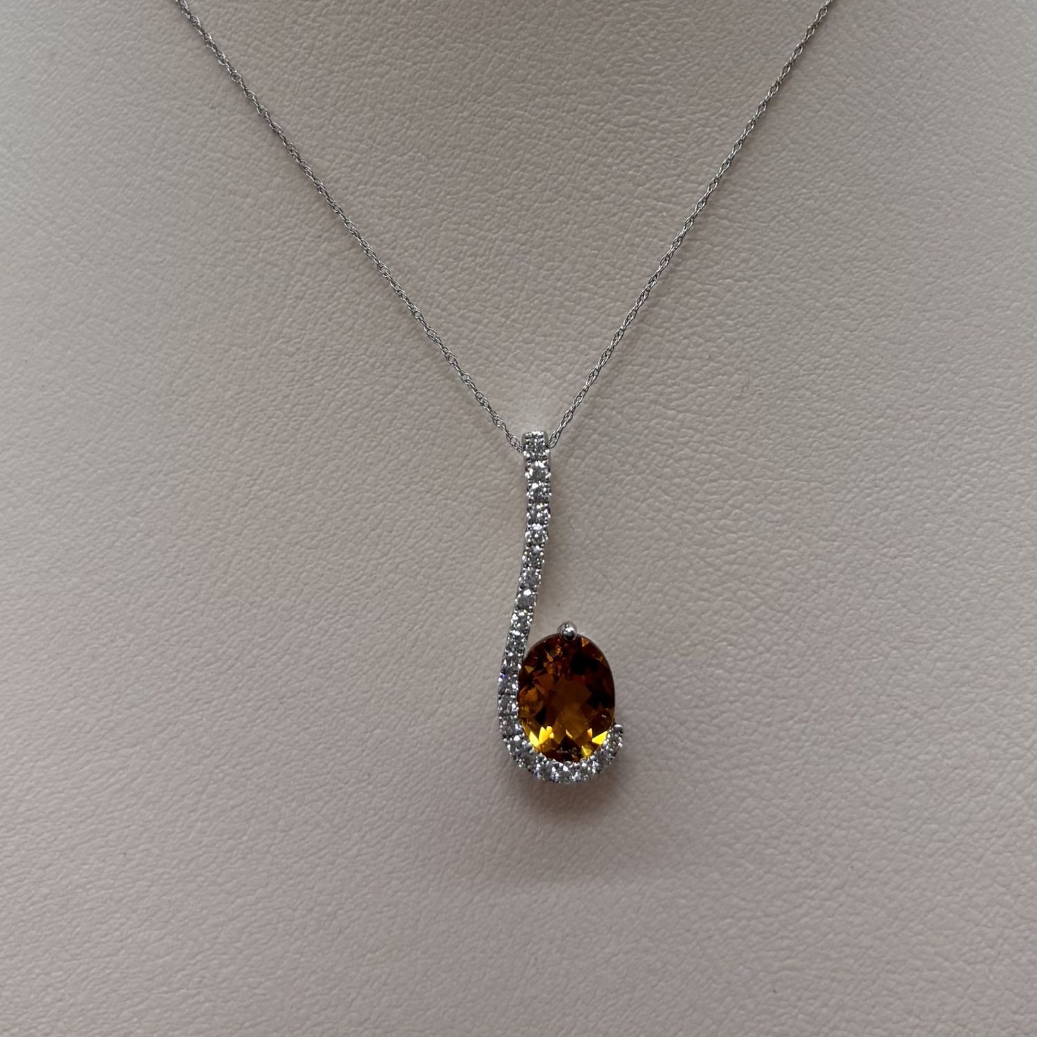 14KW Citrine/Diamond "L" Oval Pendant