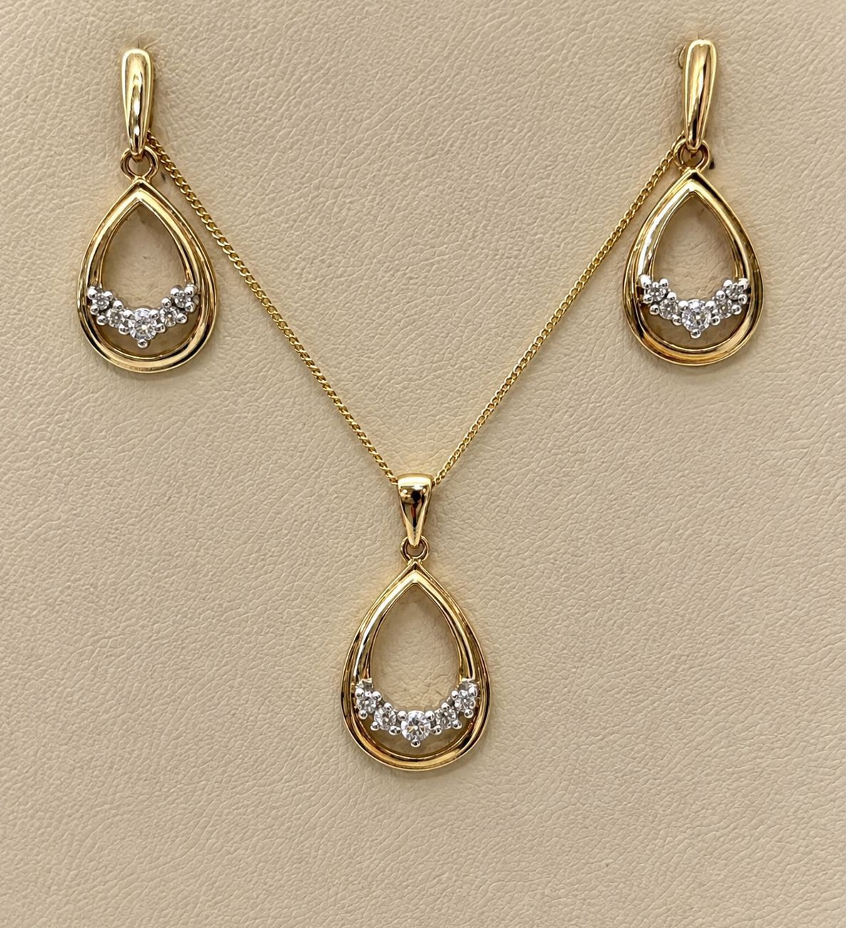Gold &amp; Diamond Tear Drop Pendant (Matching Earrings Available)