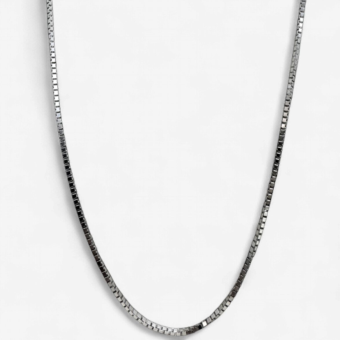 10k White Gold 2mm Box Chain (2.4g) (22in)