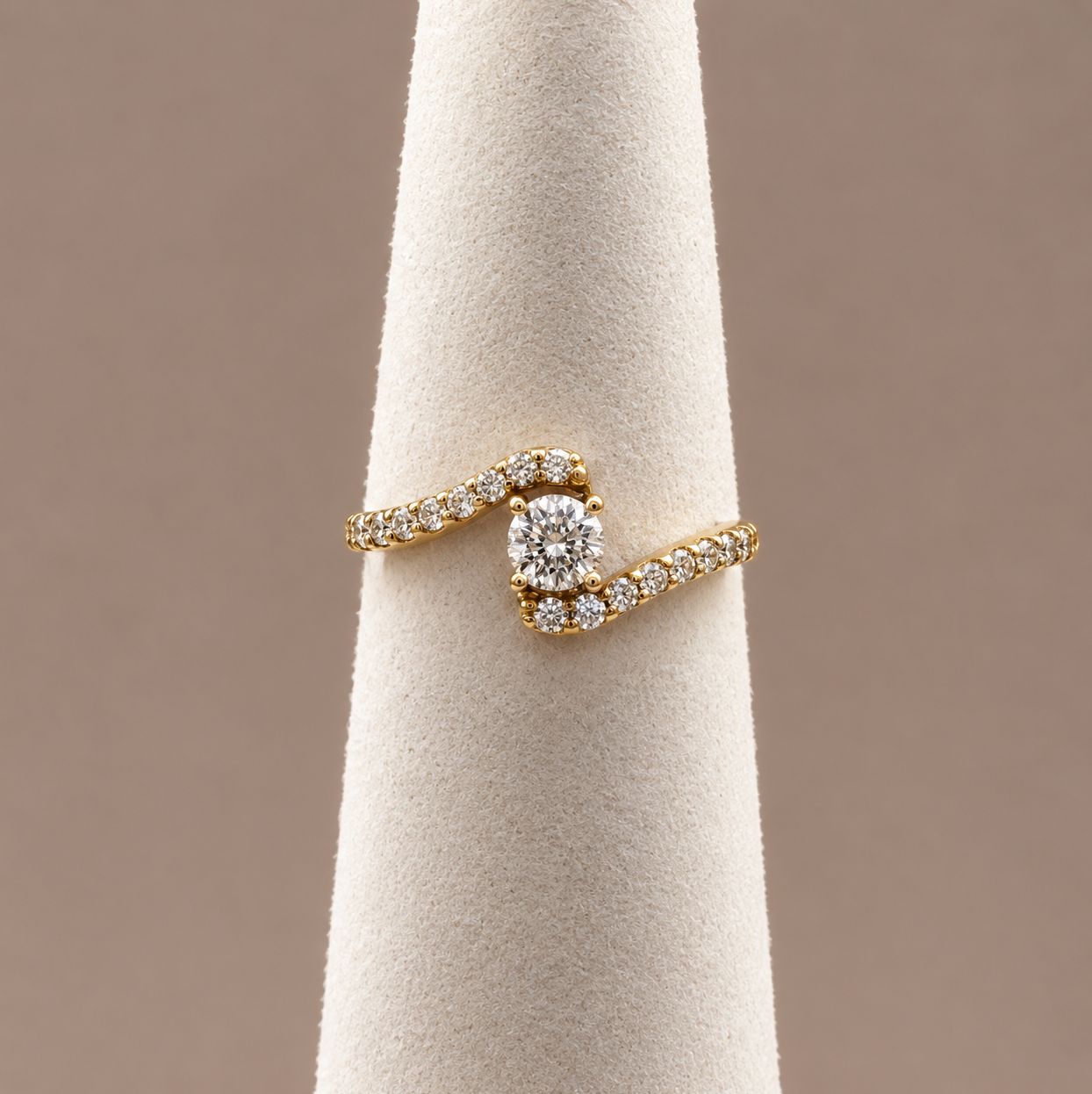 "Florence" Diamond Gold Ring