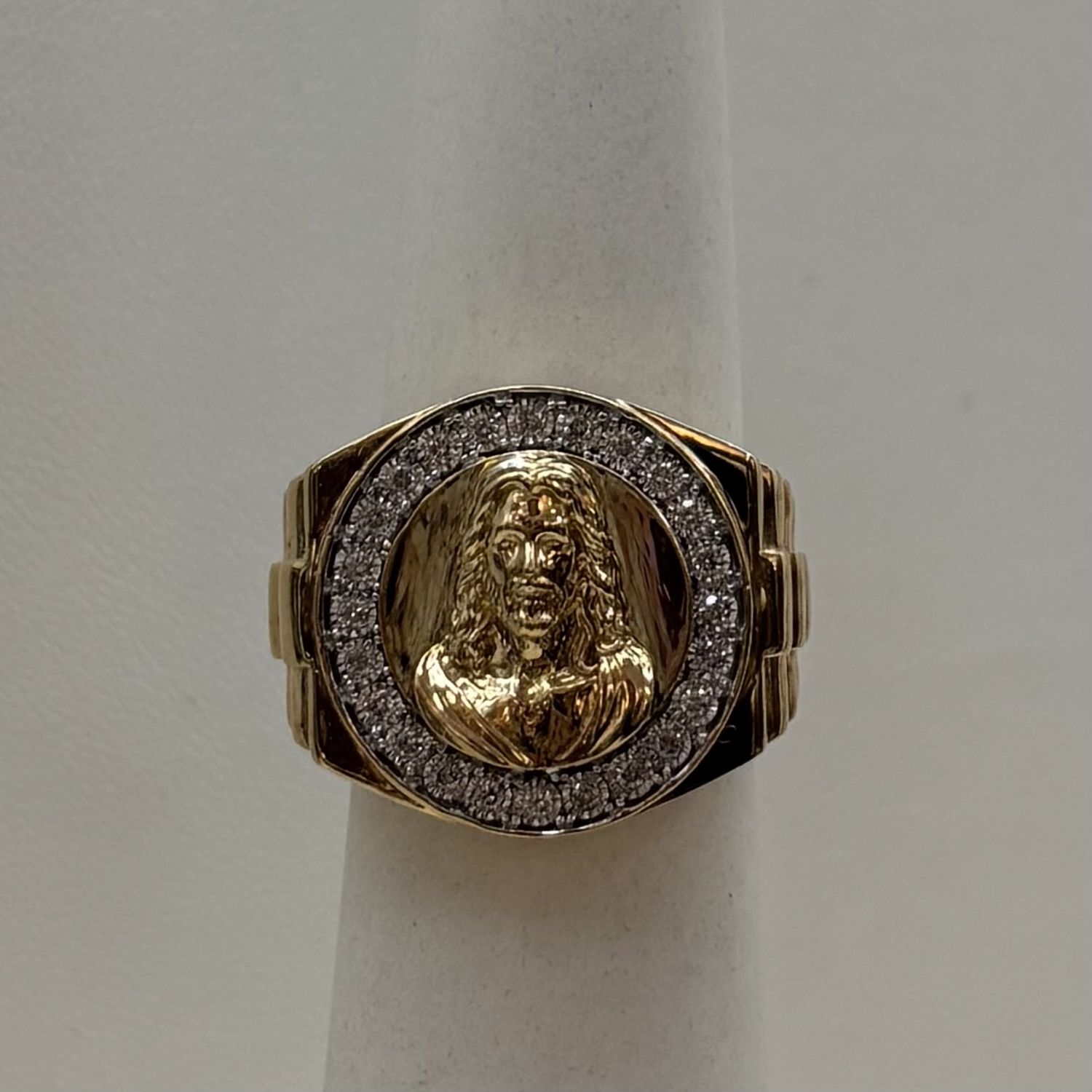 10KY Men's Jesus Head Diamond Ring (Size 9.5-Resizable)
