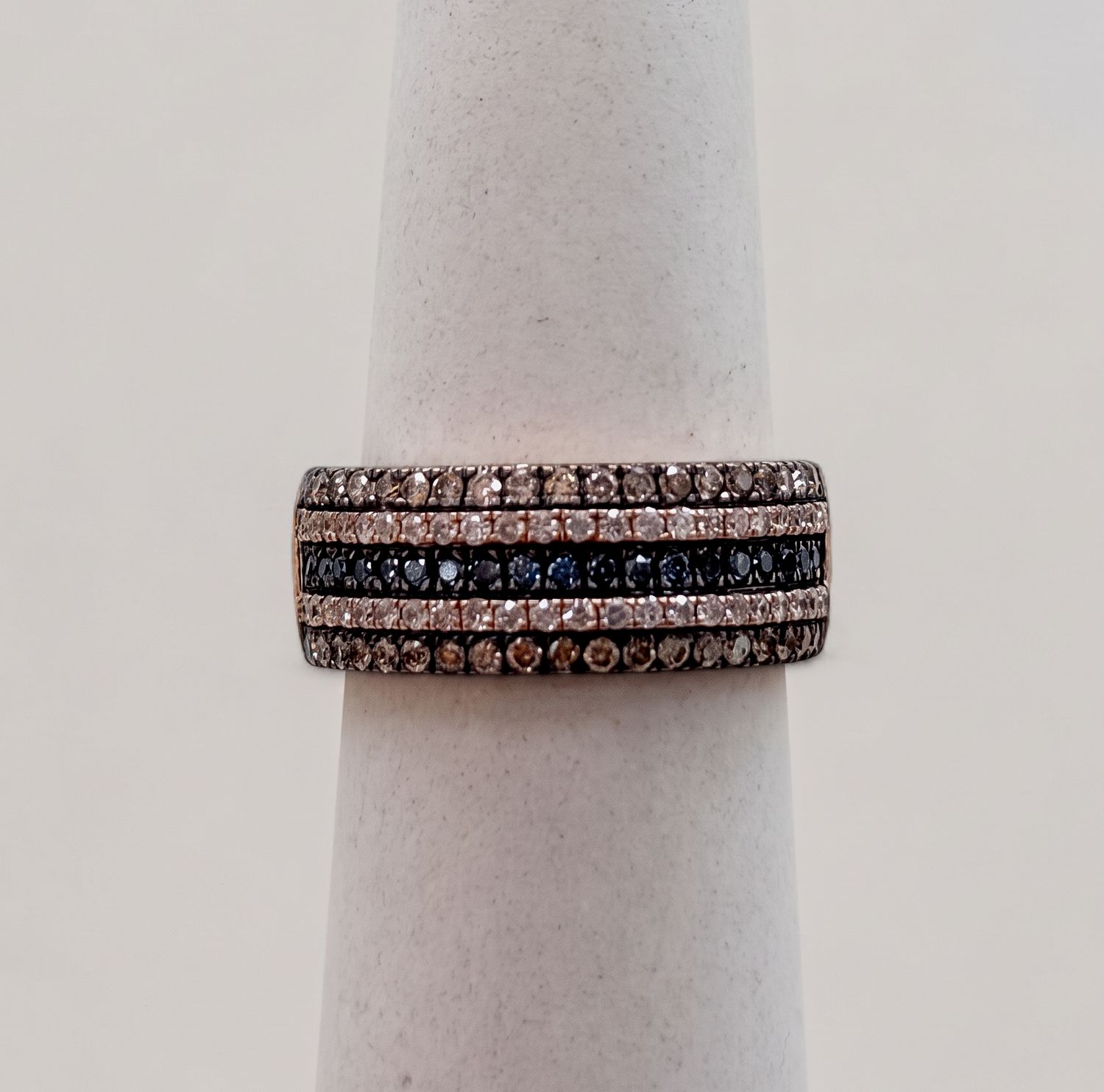 Blue &amp; Chocolate Diamond (1.0tdw) Channel Ring