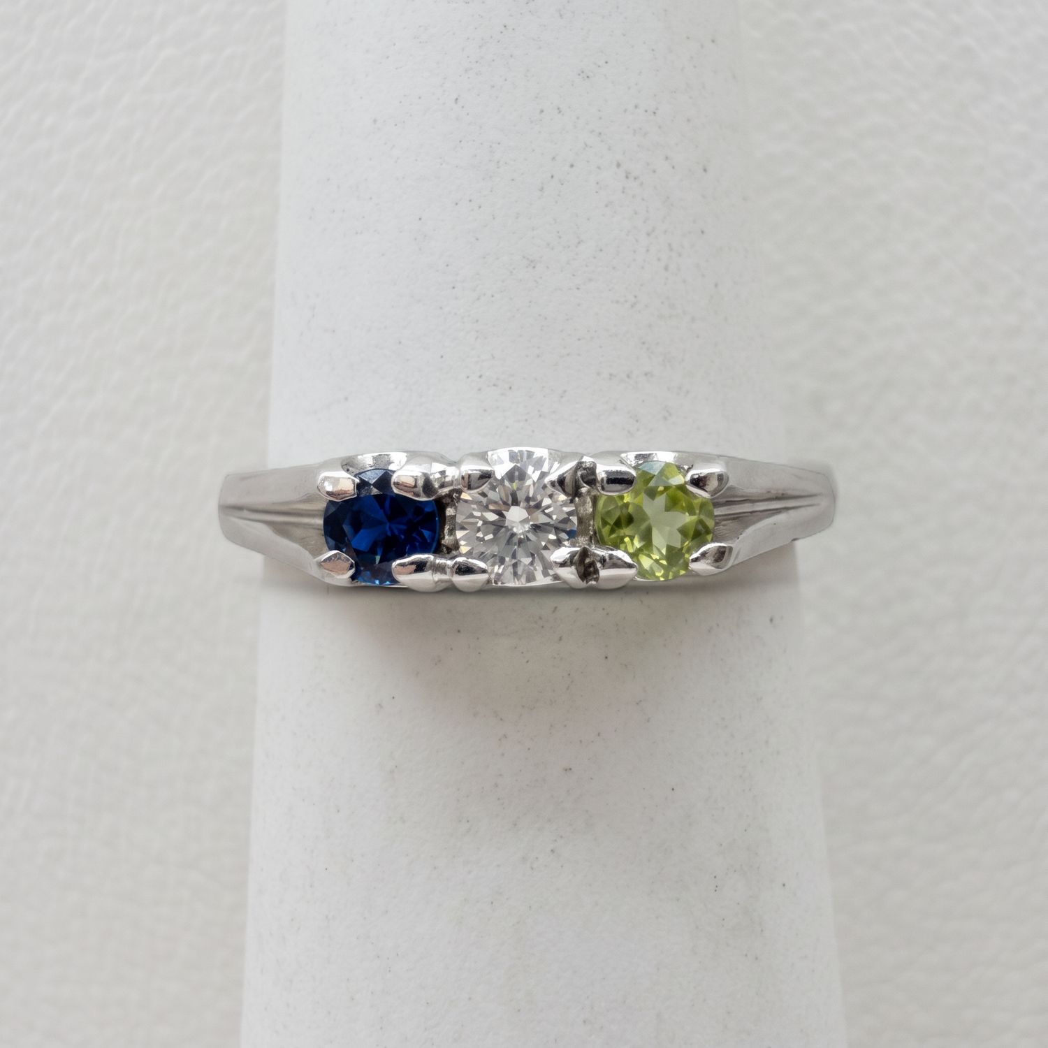 10KW  3-Stone(Sapphire, Diamond, Peridot)  Ring (2.0g)