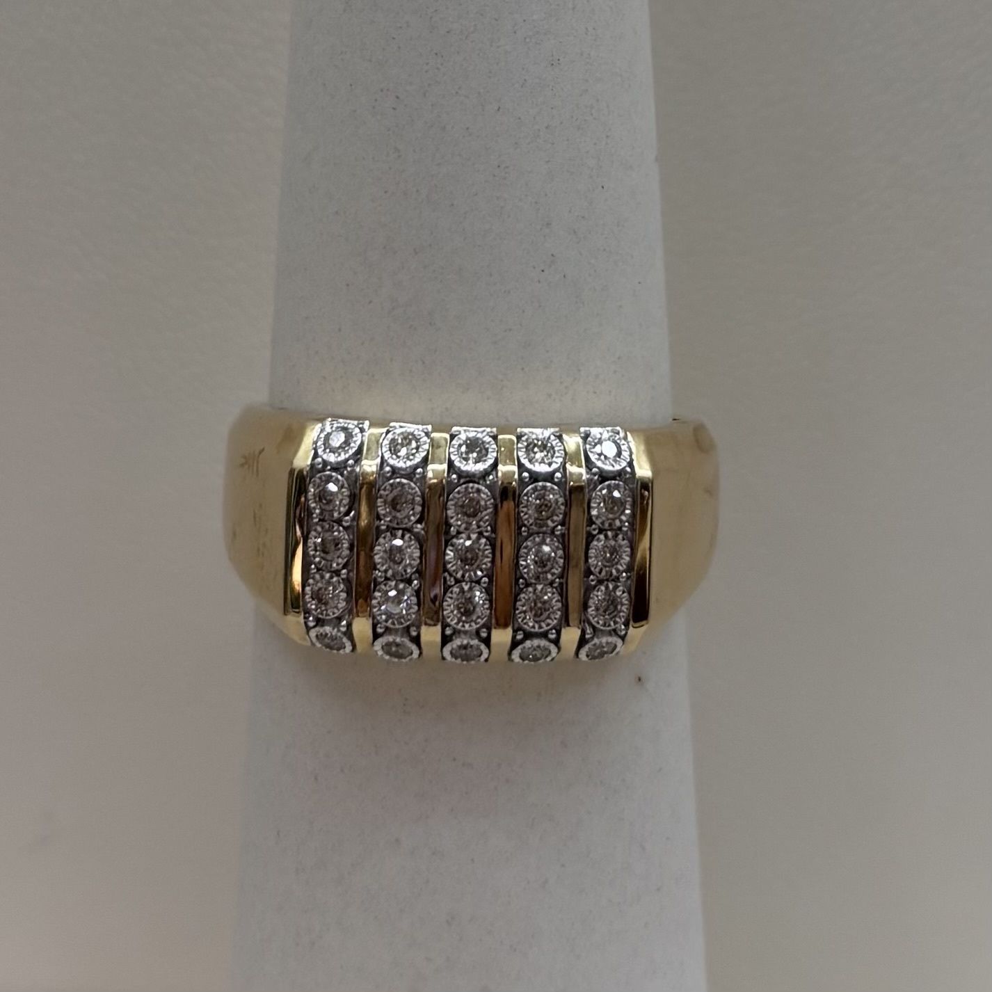 10KY Men's 5-Row Diamond Ring (Size 10-Resizable)