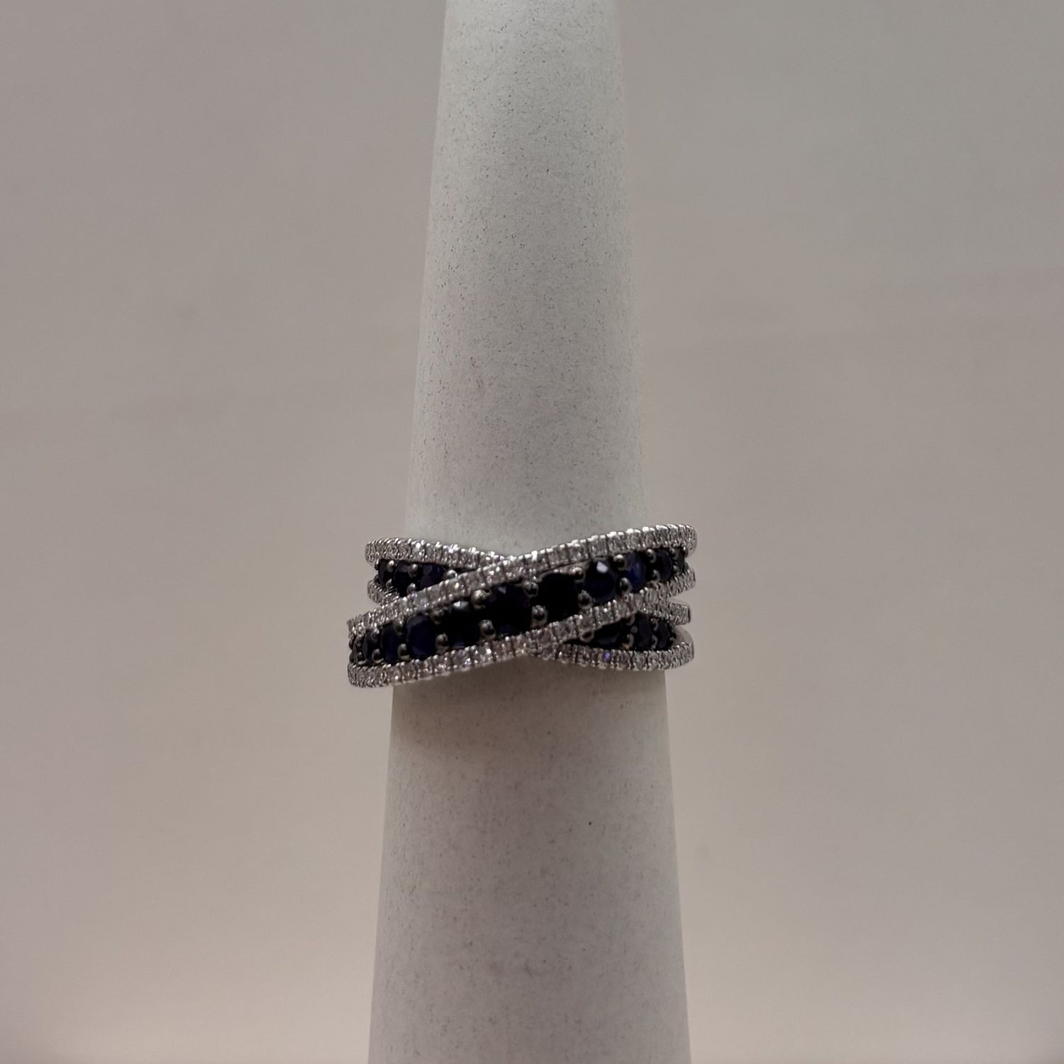 14KW 2 ct Sapphire &amp; Diamond Overlap Ring