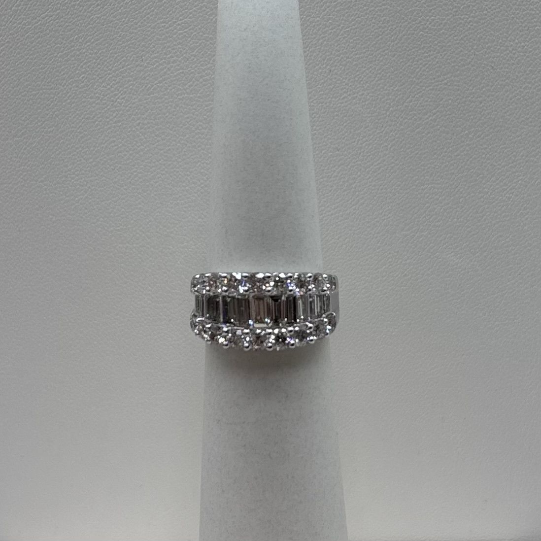 3 ct Baguette/ Round Diamond Band Heera Moti