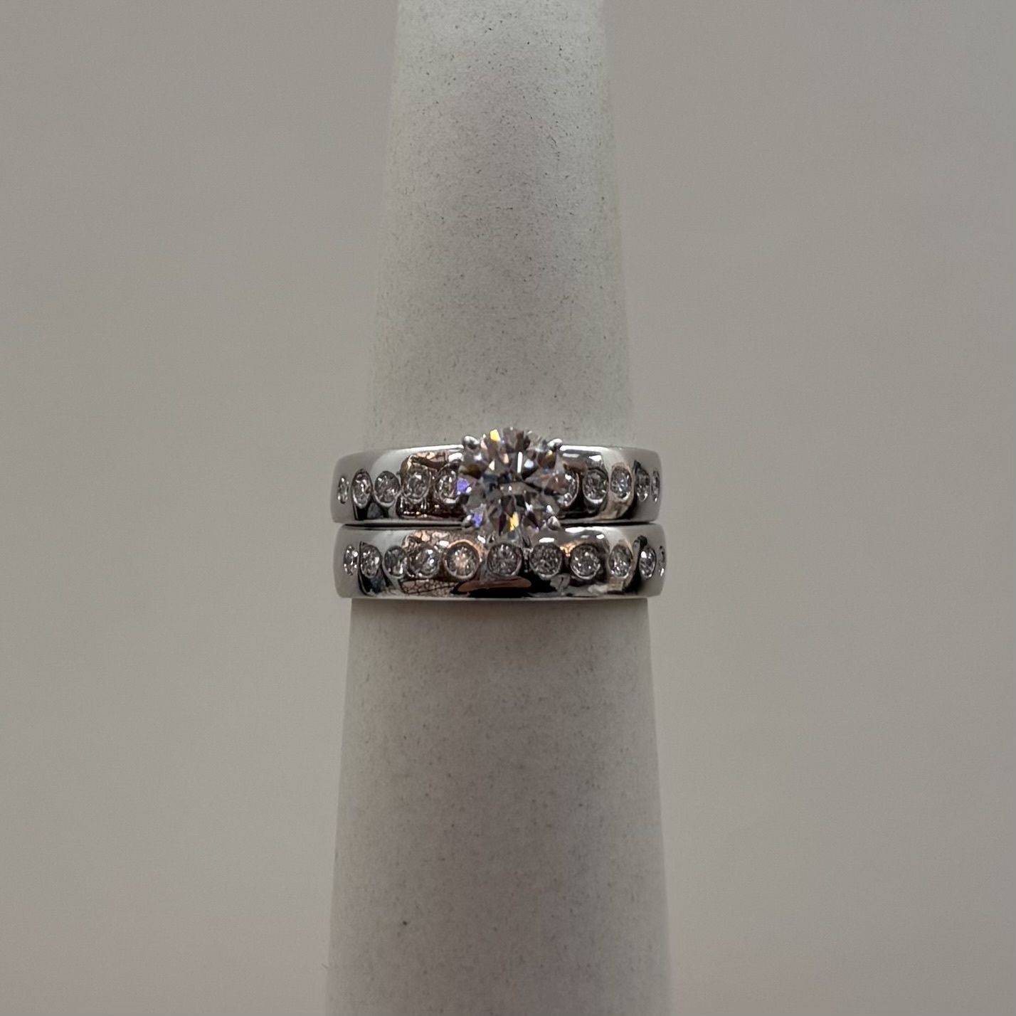 18KW LM 21 Channel Bridal Set w/ VVS2 Round Center Diamond