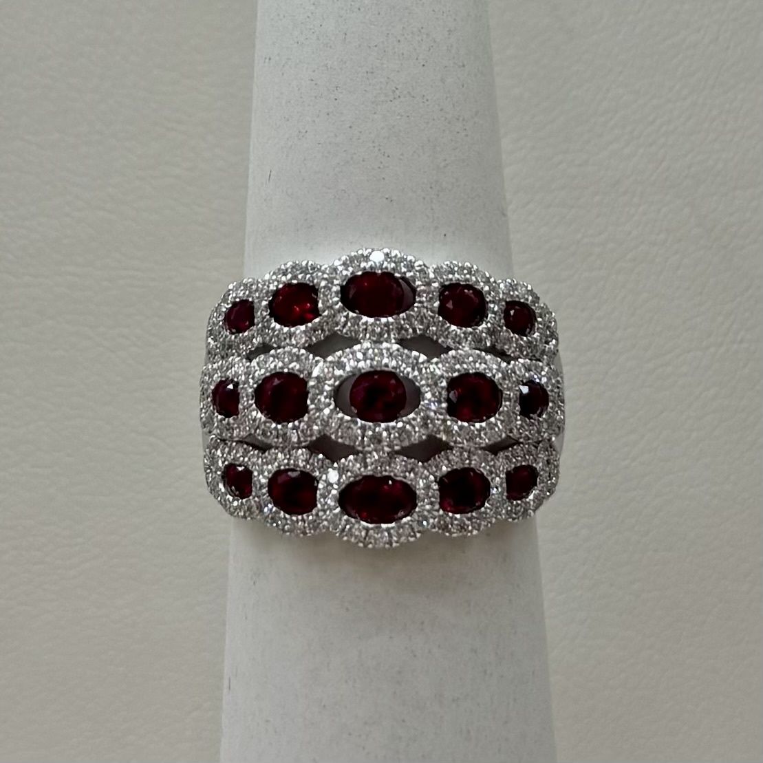 14KW Multi-Row Ruby and Diamond Ring (6.8g)