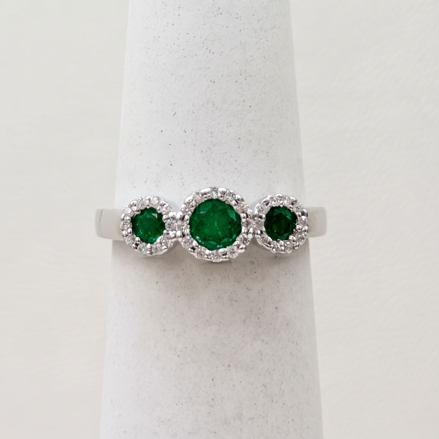 3-Stone Round Emerald Diamond Ring (2.9g)